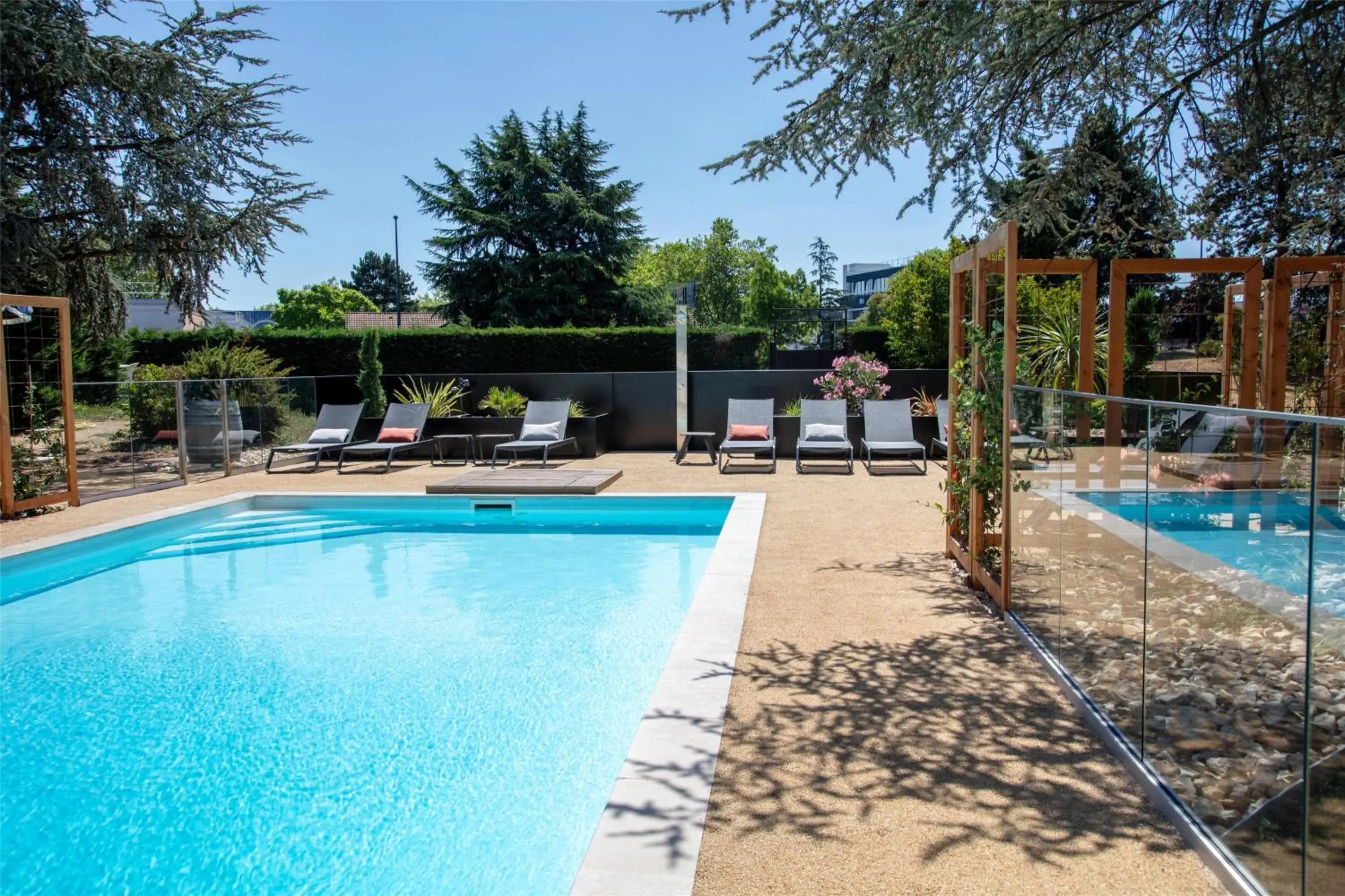 Pool view in Best Western Porte du Forez Pool view in Best Western Porte du Forez