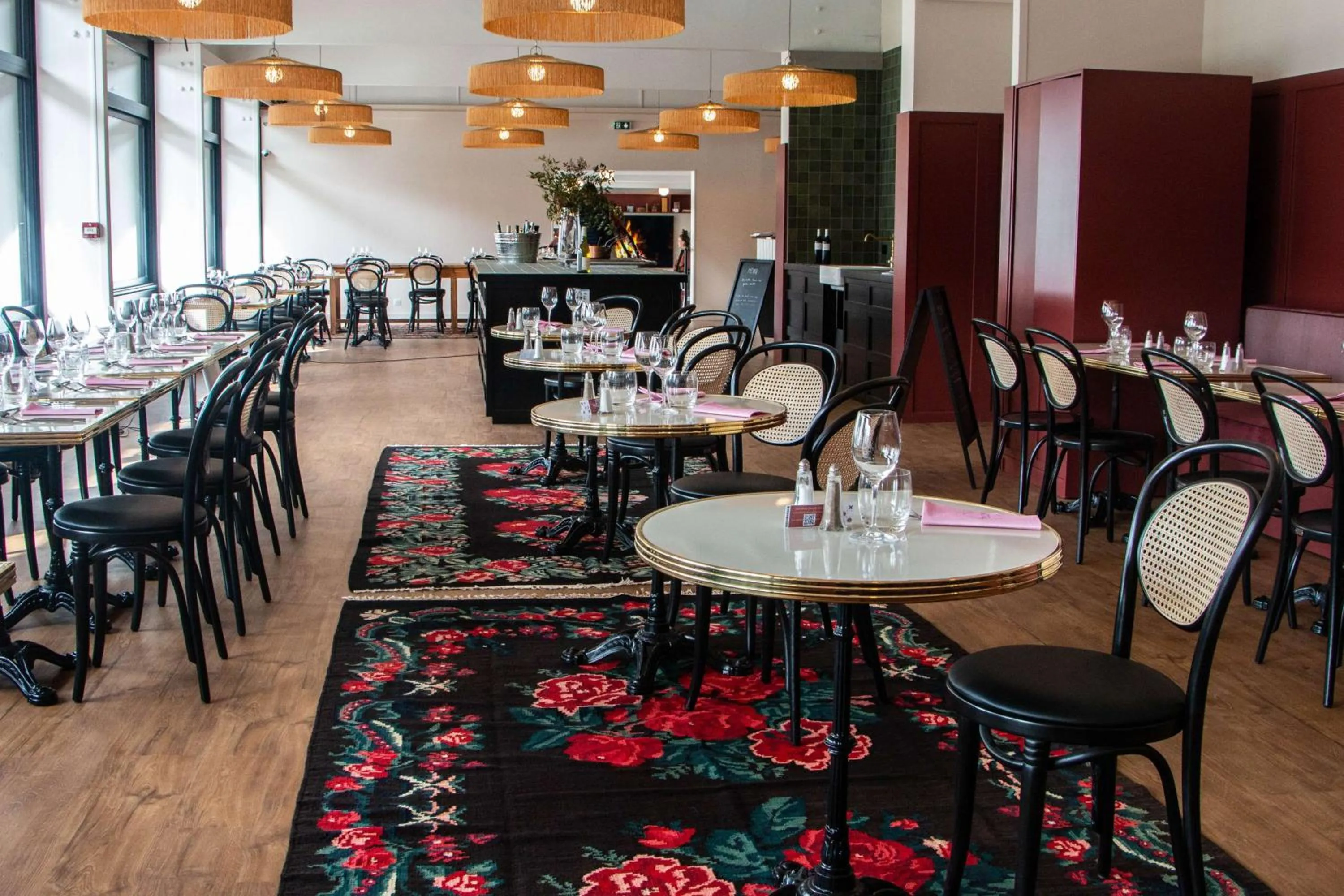 Restaurant/places to eat in Best Western Porte du Forez