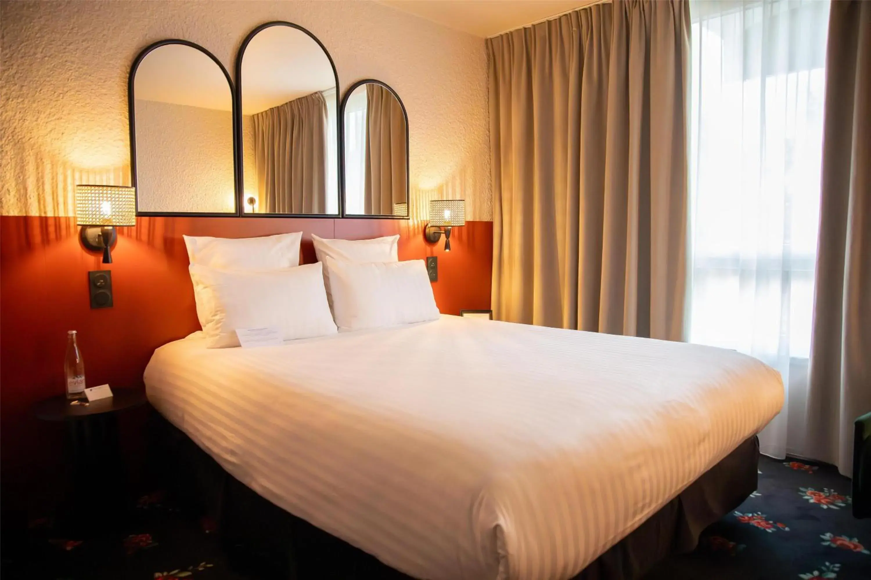 Bedroom, Bed in Best Western Porte du Forez Bedroom, Bed in Best Western Porte du Forez