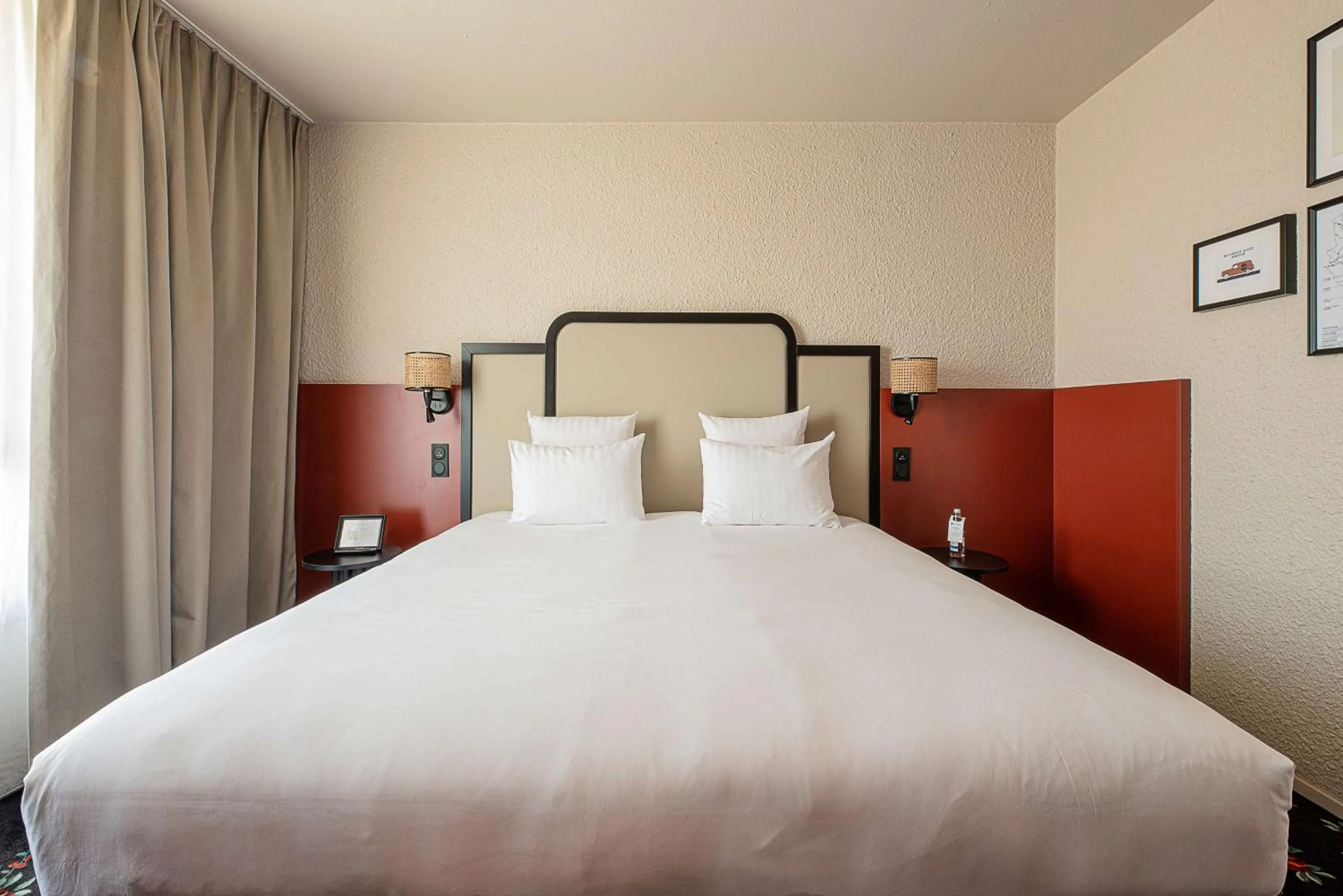 Bedroom, Bed in Best Western Porte du Forez