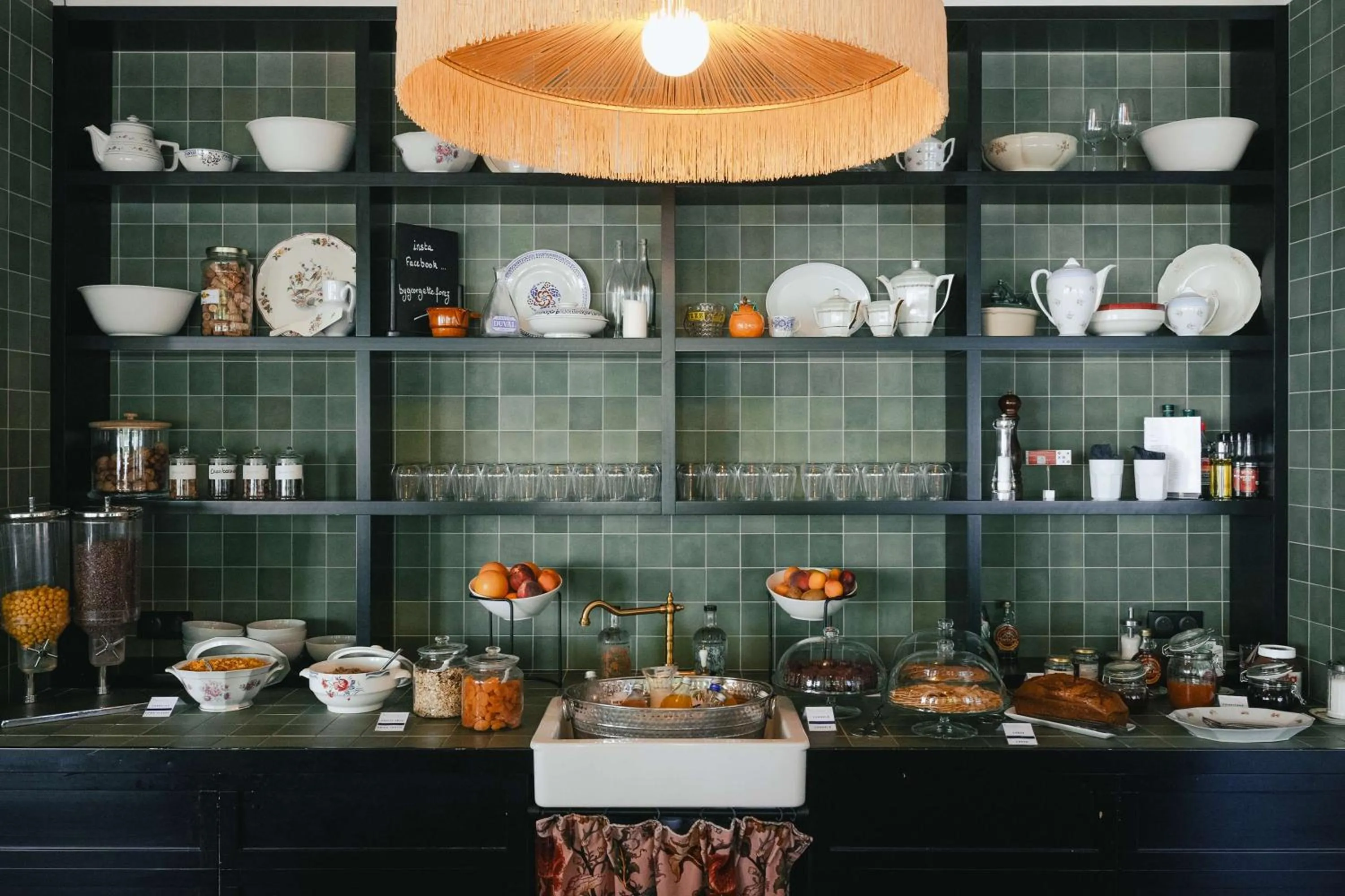 Breakfast in Best Western Porte du Forez