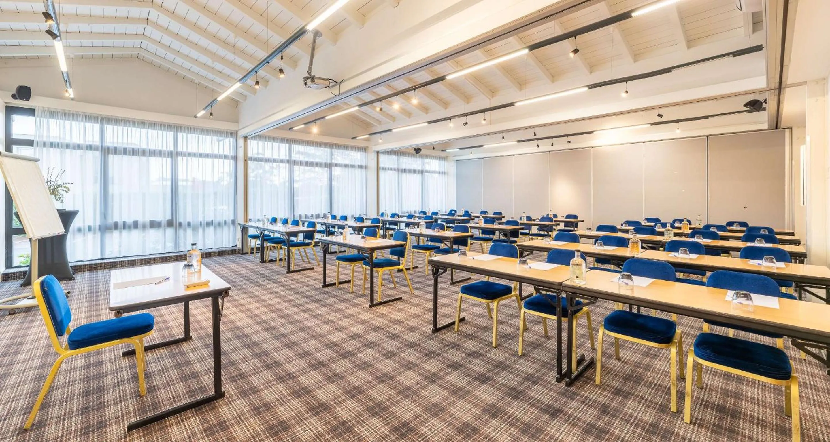 Meeting/conference room in Best Western Porte du Forez