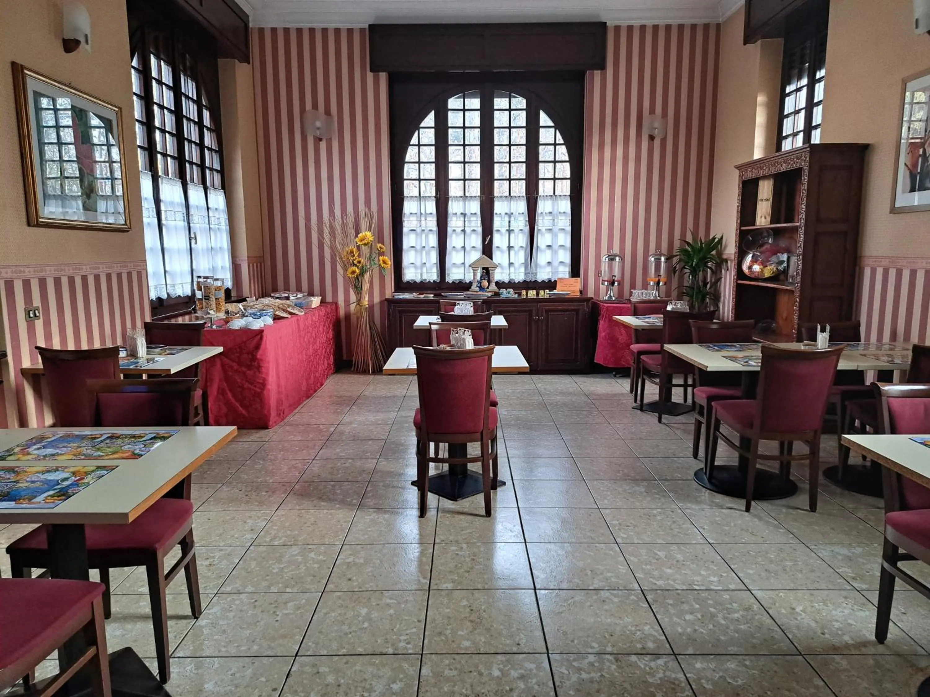 Communal lounge/ TV room in Hotel Montecarlo