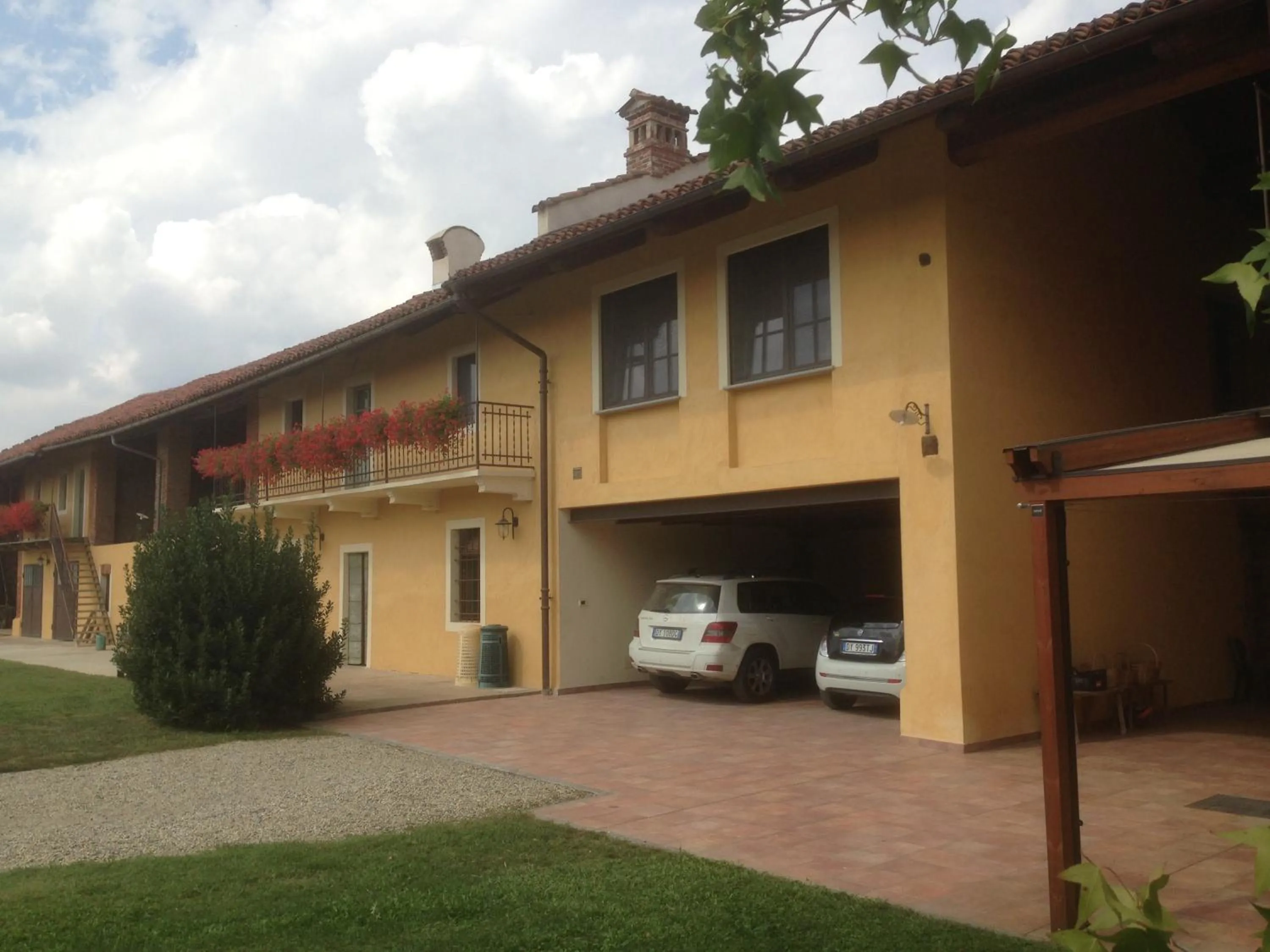 Property building in Quattro Gatti