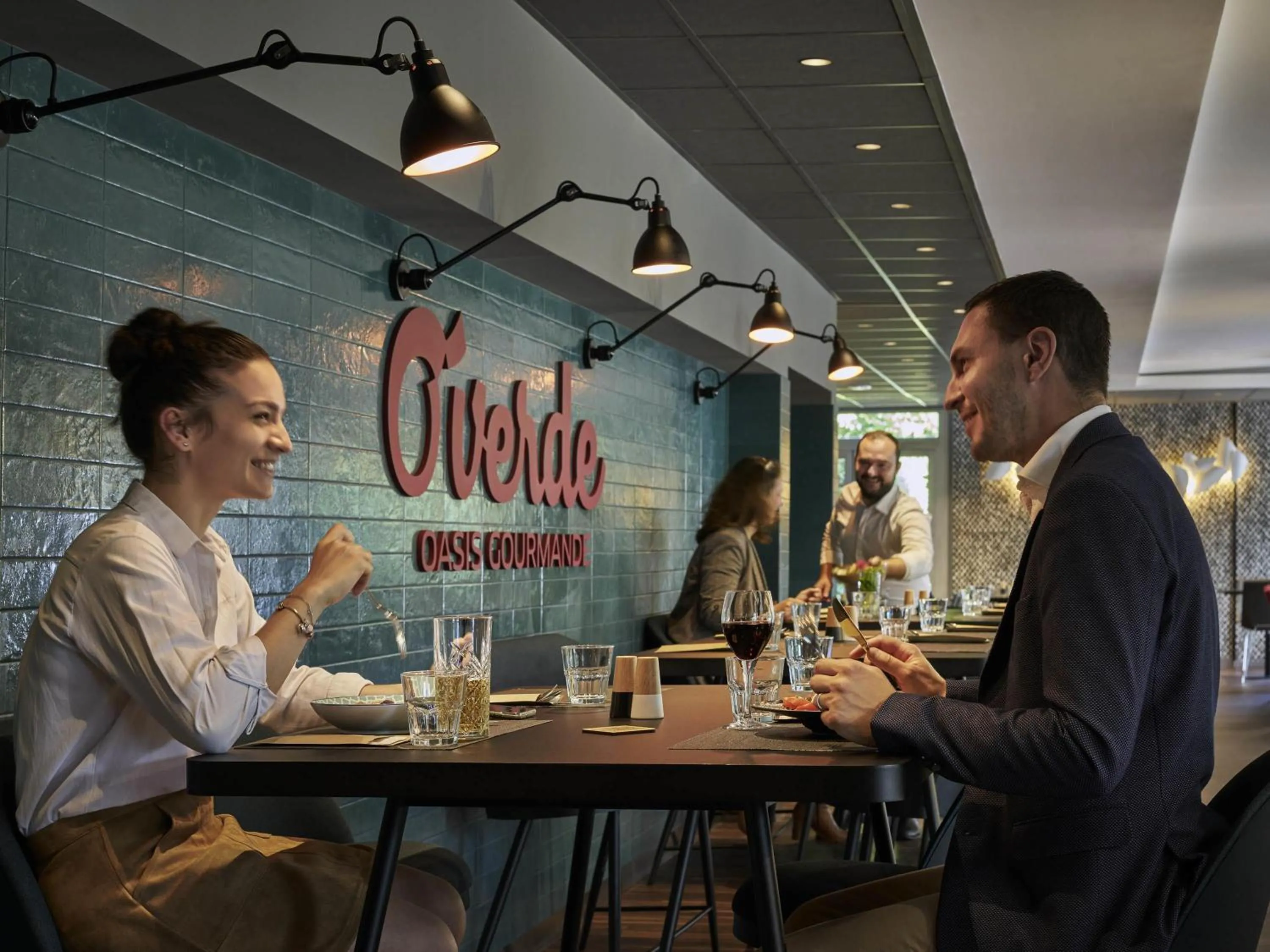 Restaurant/places to eat in Novotel Massy Palaiseau