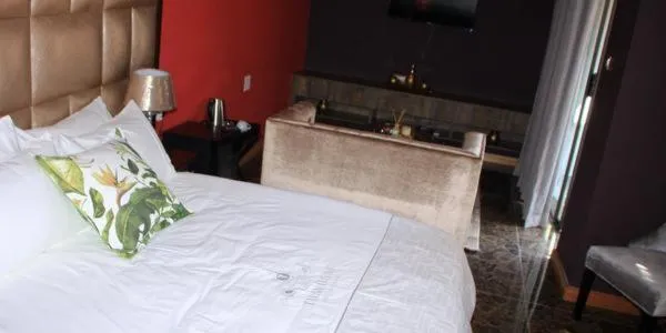 Bed in Thavhani boutique hotel