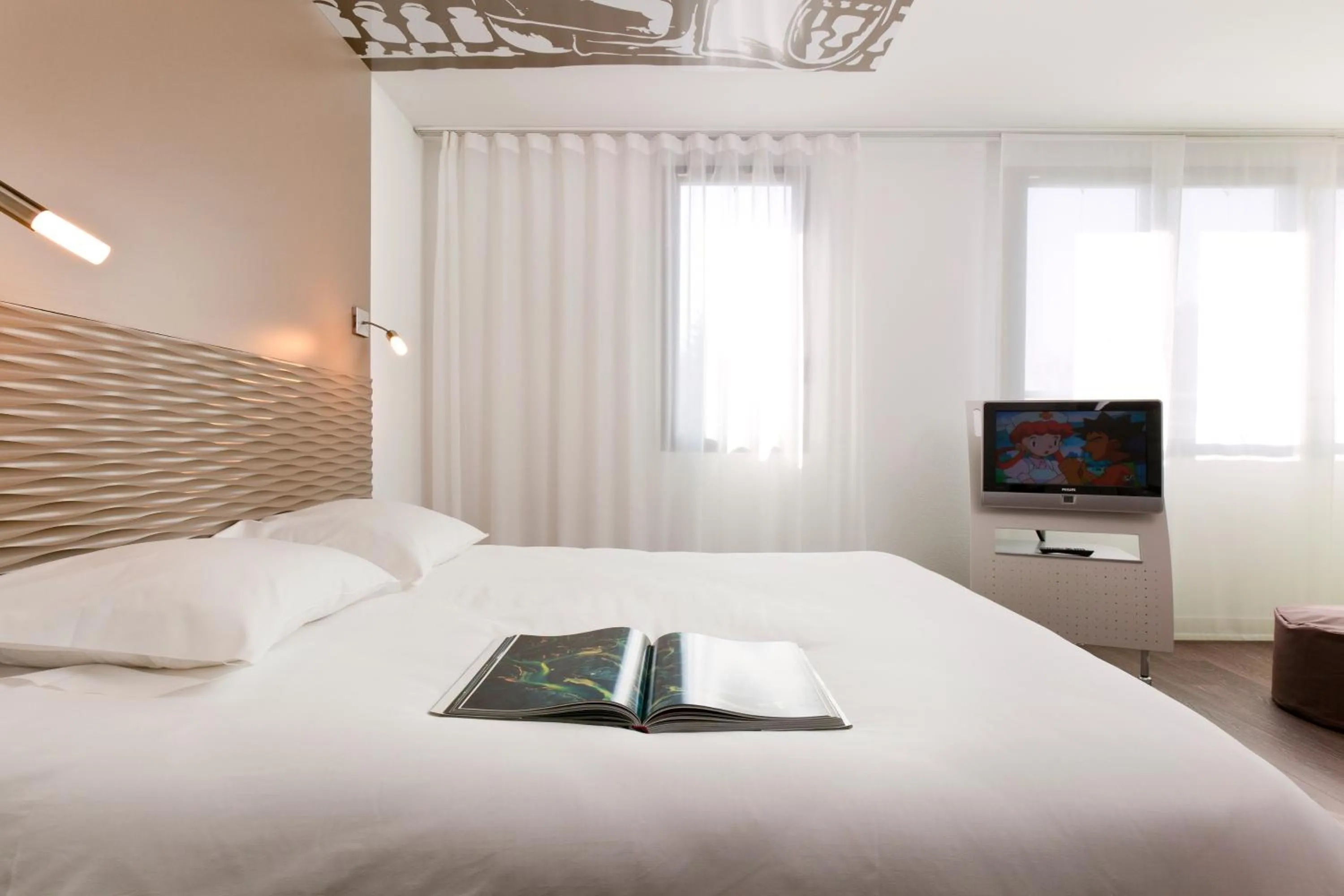 Photo of the whole room, Bed in ibis Styles Lille Aéroport