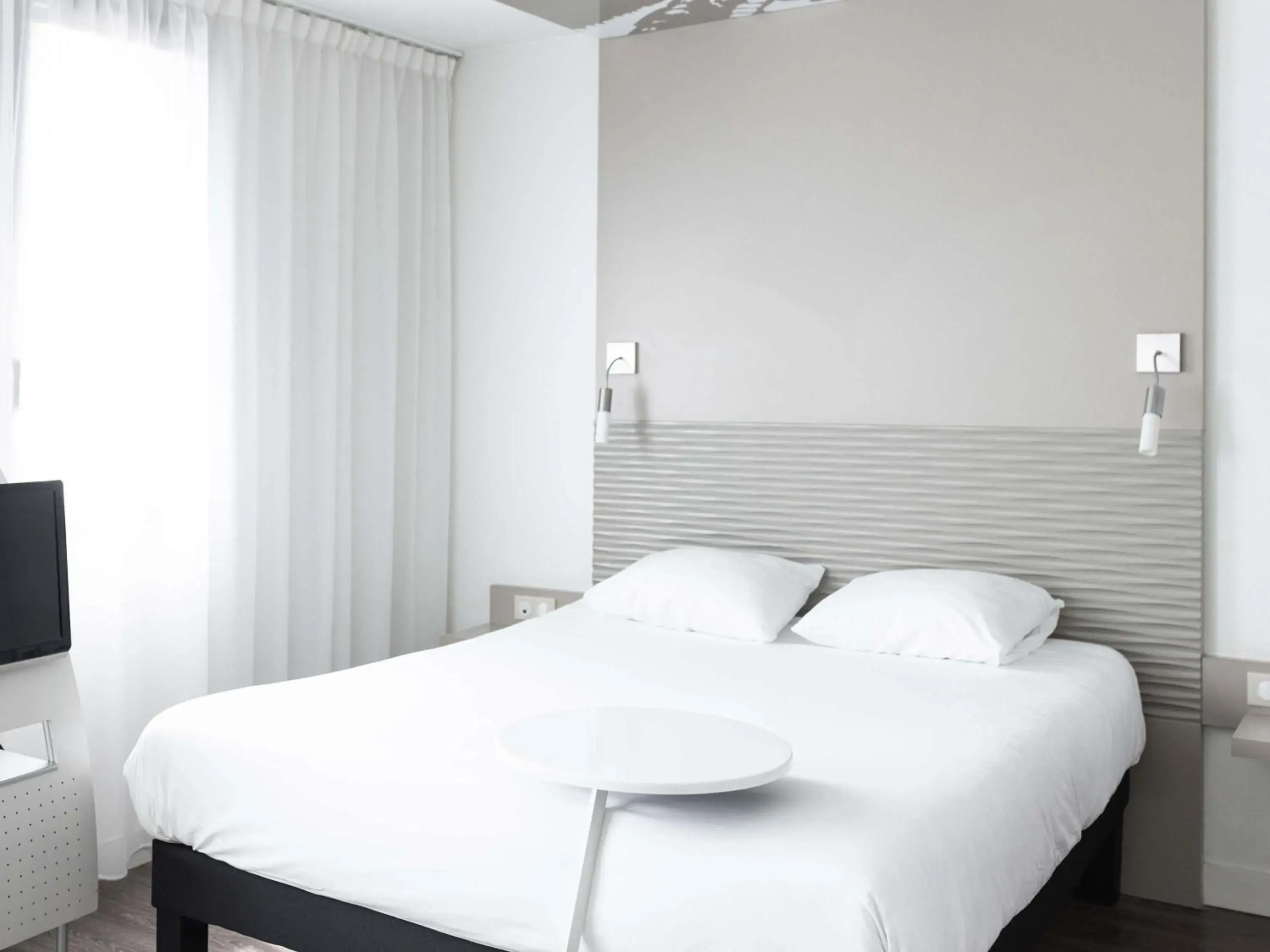 Bedroom, Bed in ibis Styles Lille Aéroport Bedroom, Bed in ibis Styles Lille Aéroport