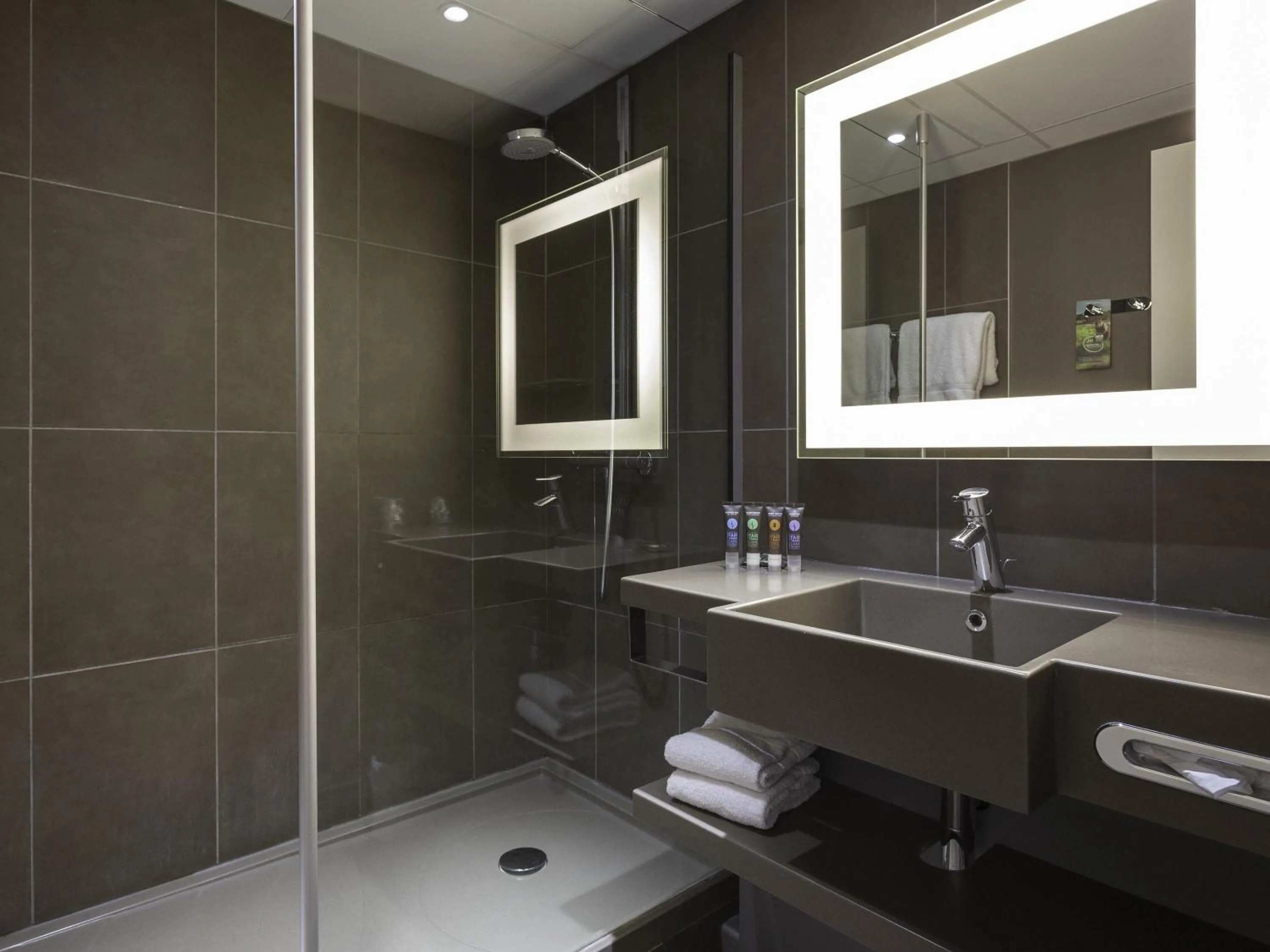 Bedroom in Novotel Annecy Centre