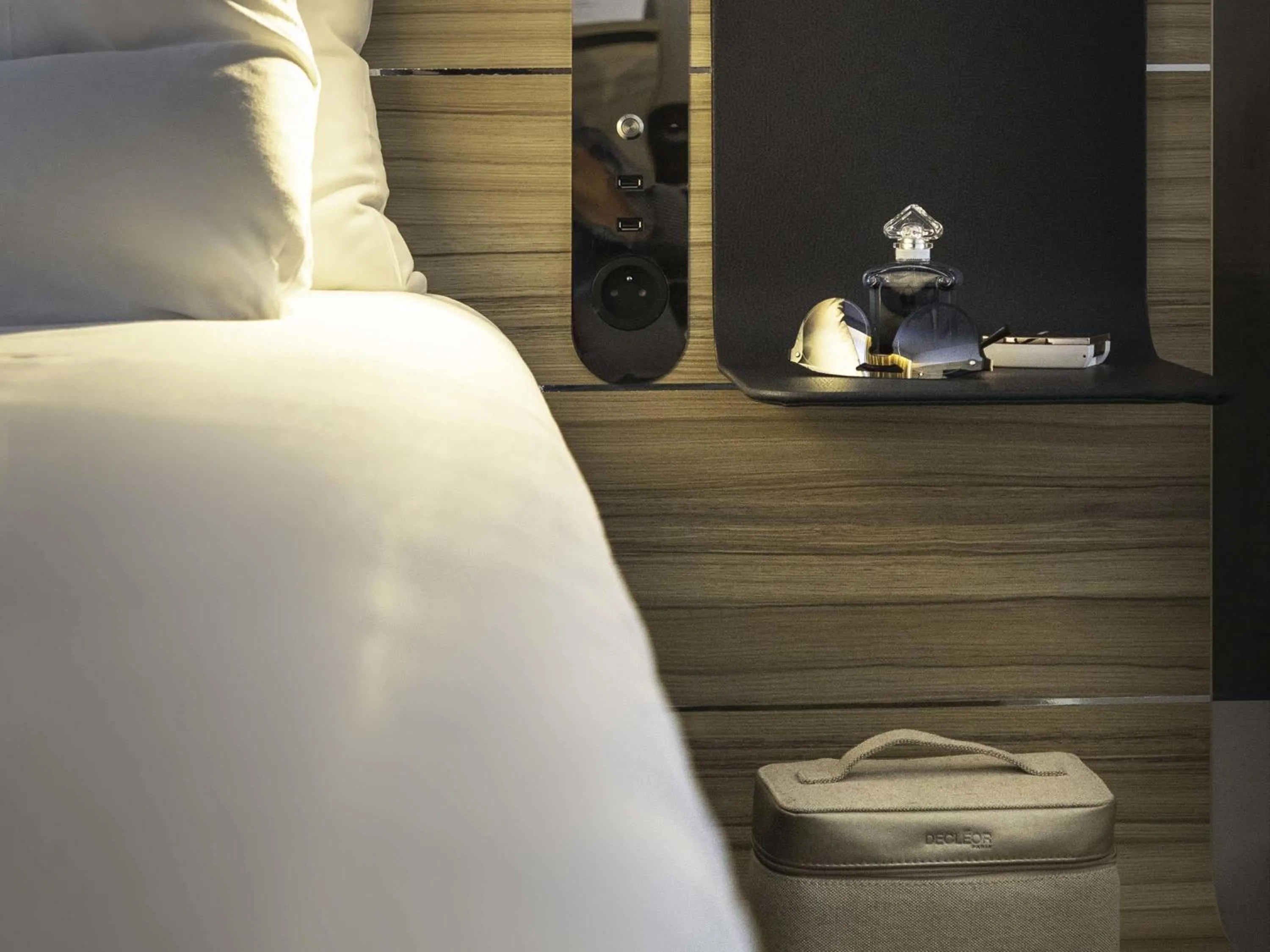 Bedroom, Bed in Novotel Annecy Centre