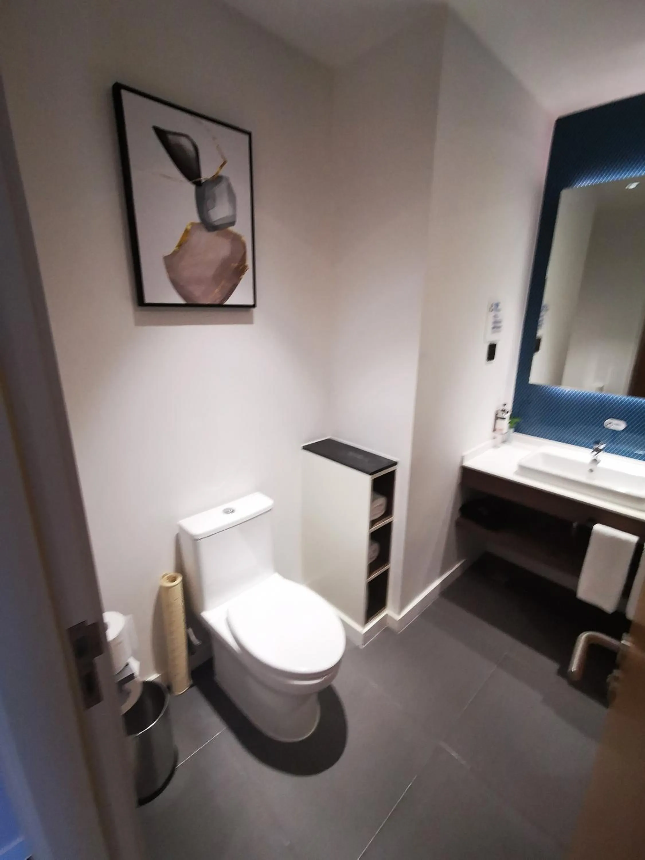 Holiday Inn Express Shanghai Kangqiao by IHG