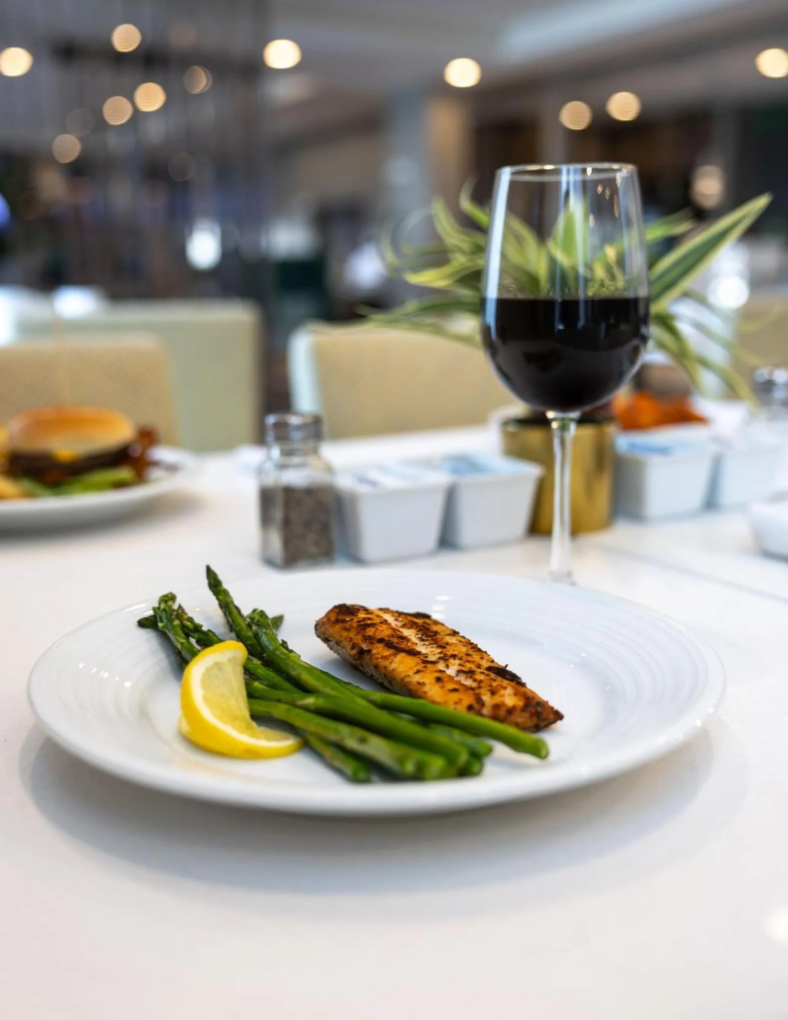 Restaurant/places to eat in Holiday Inn Greenville - Woodruff Road by IHG