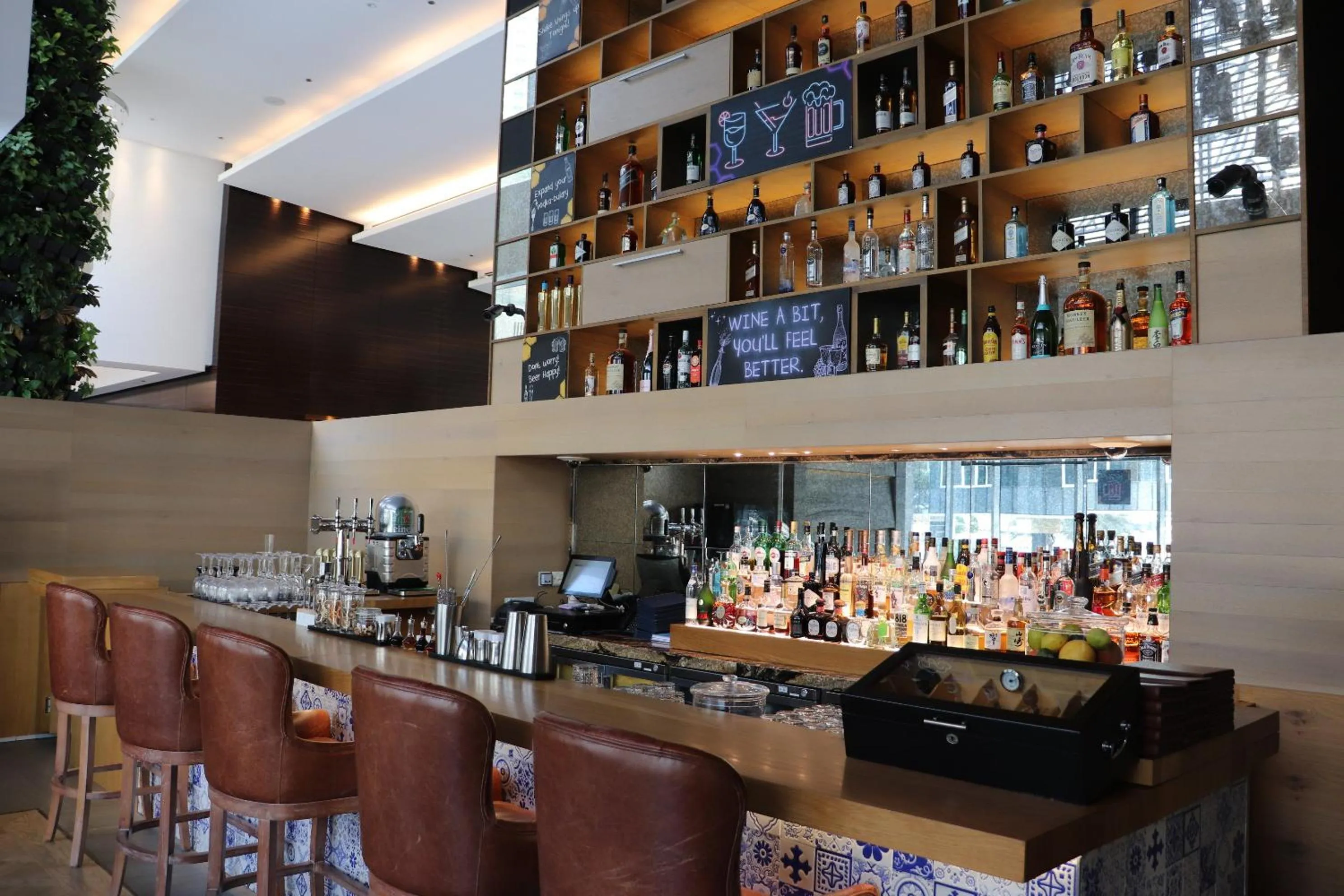 Lounge or bar in Crowne Plaza Dubai Marina by IHG