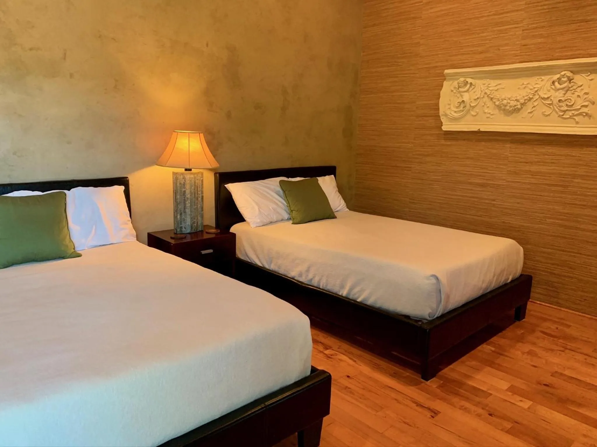 Bed in Scenic Hill Country Retreat - Rhino Ranch