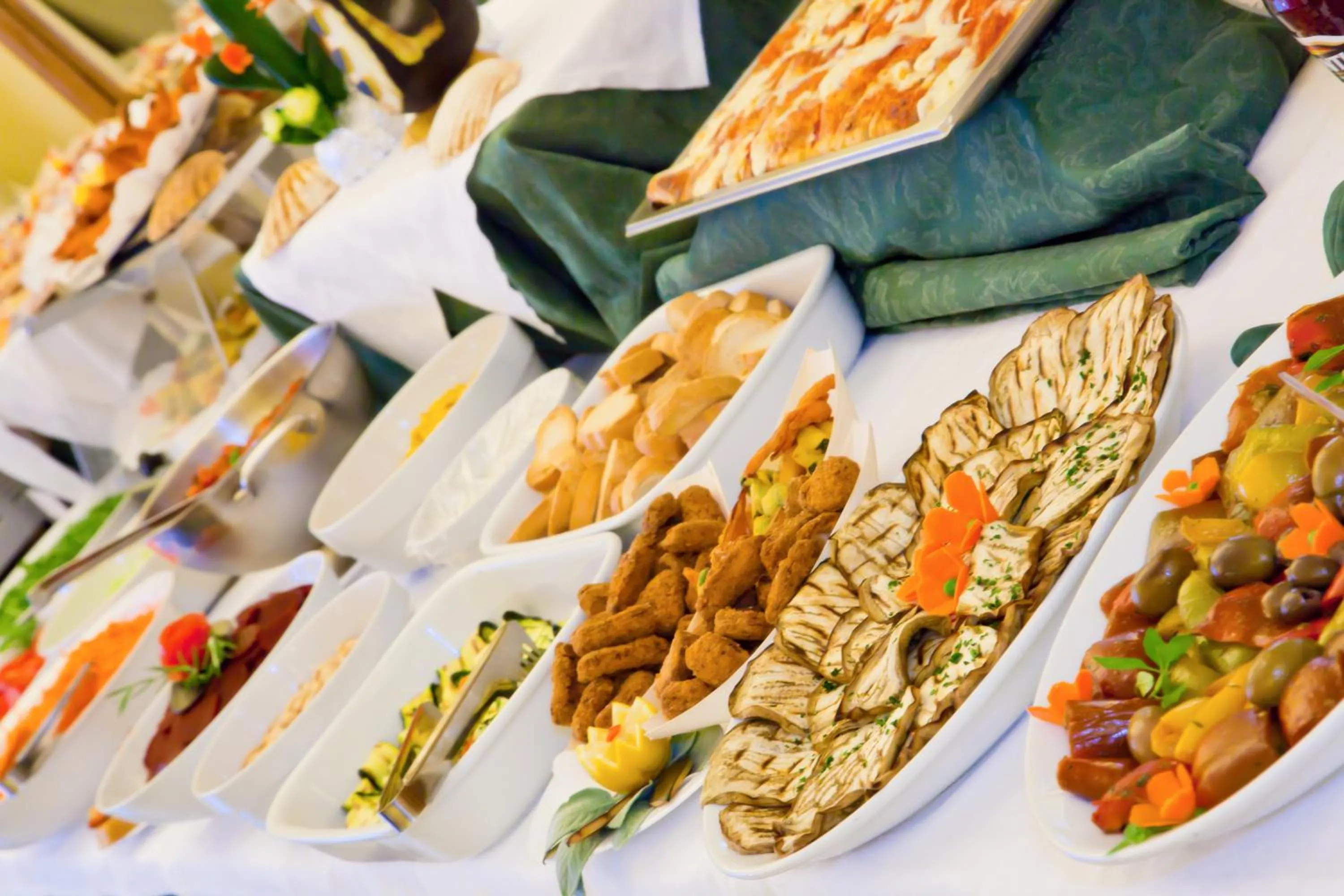 Food and drinks in Hotel Catto Suisse