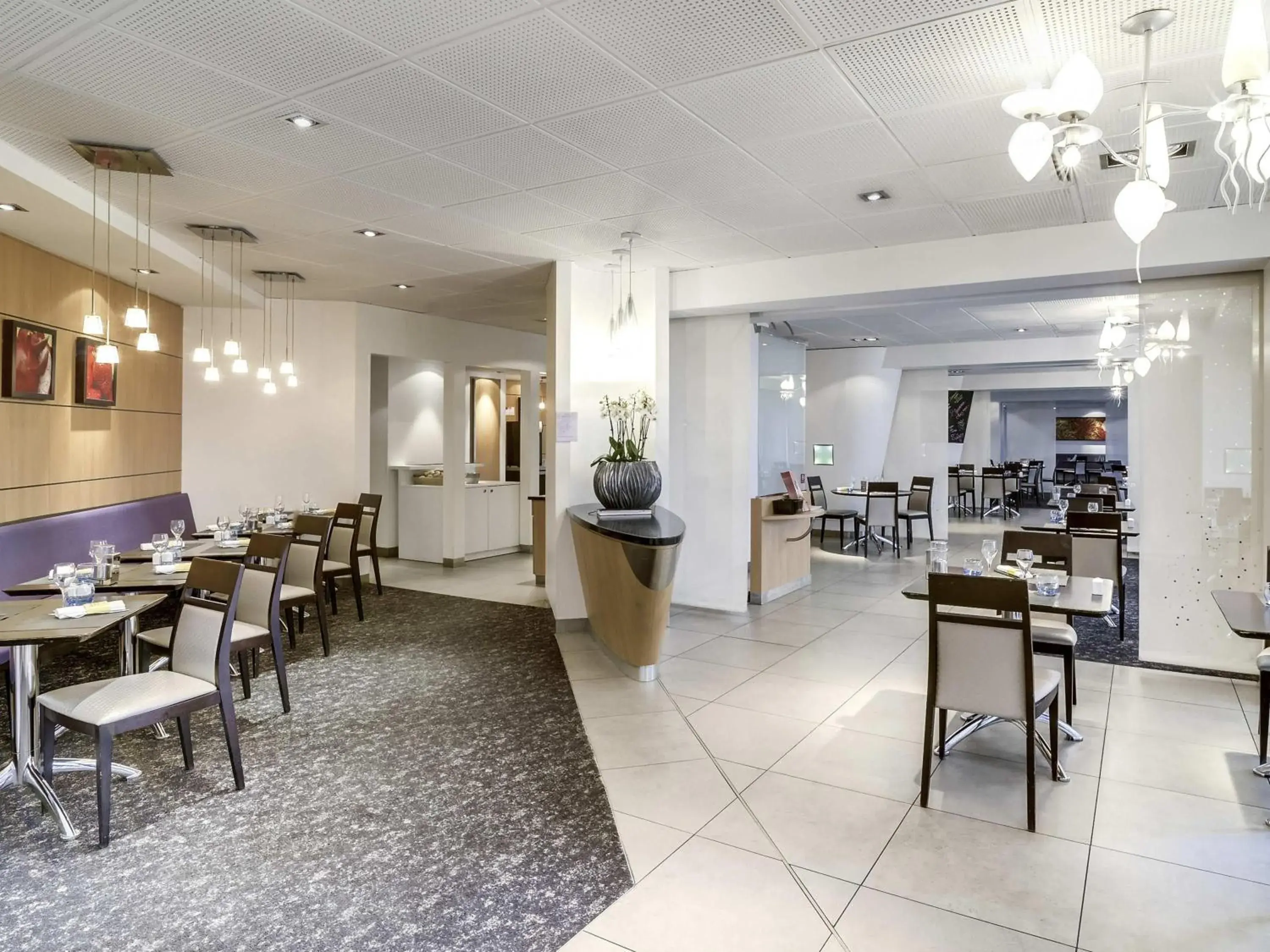 Restaurant/places to eat in Novotel Paris Orly Rungis Aéroport Restaurant/places to eat in Novotel Paris Orly Rungis Aéroport