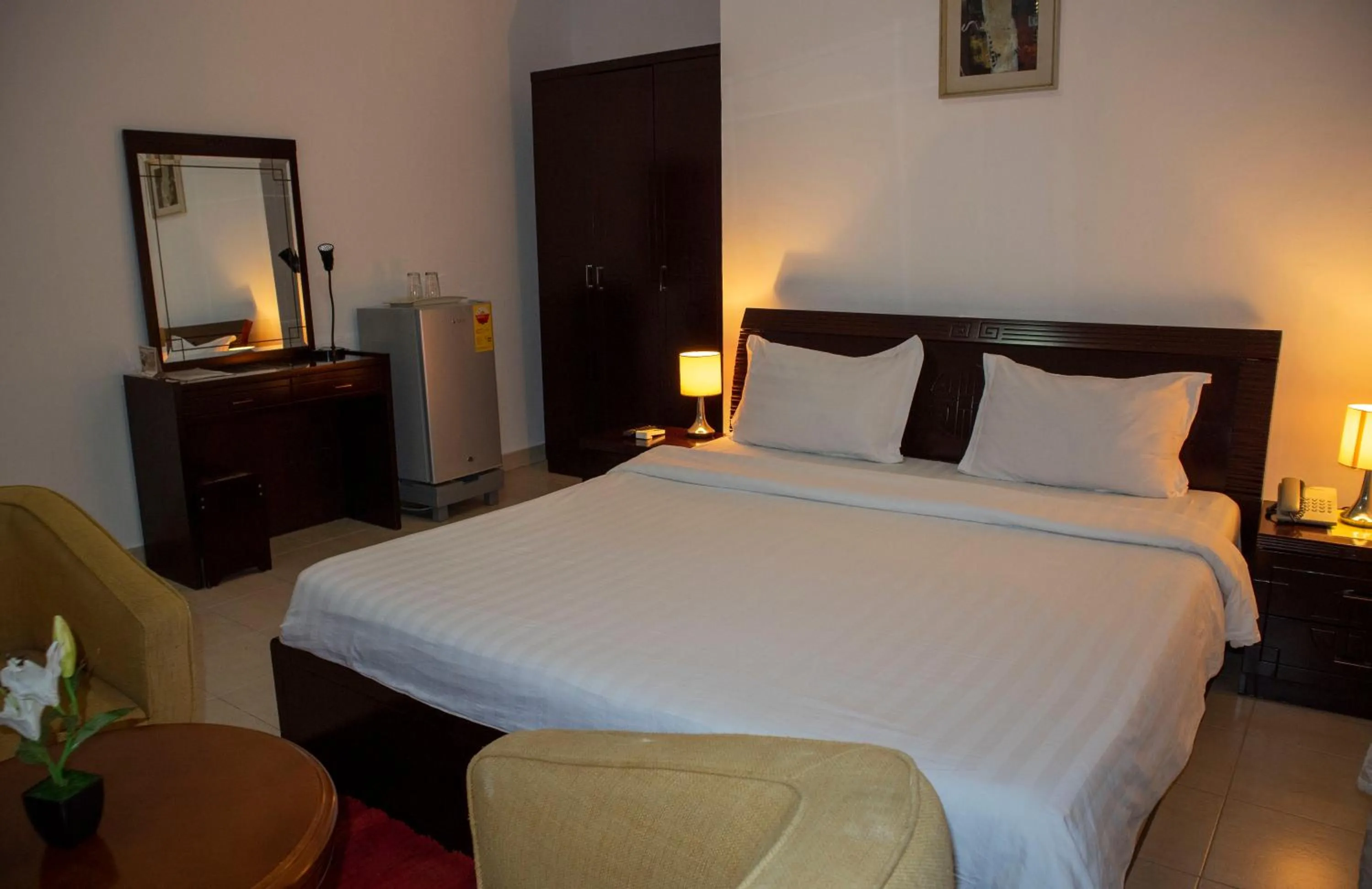 Other, Bed in His Majesty's Hotel and Apartments