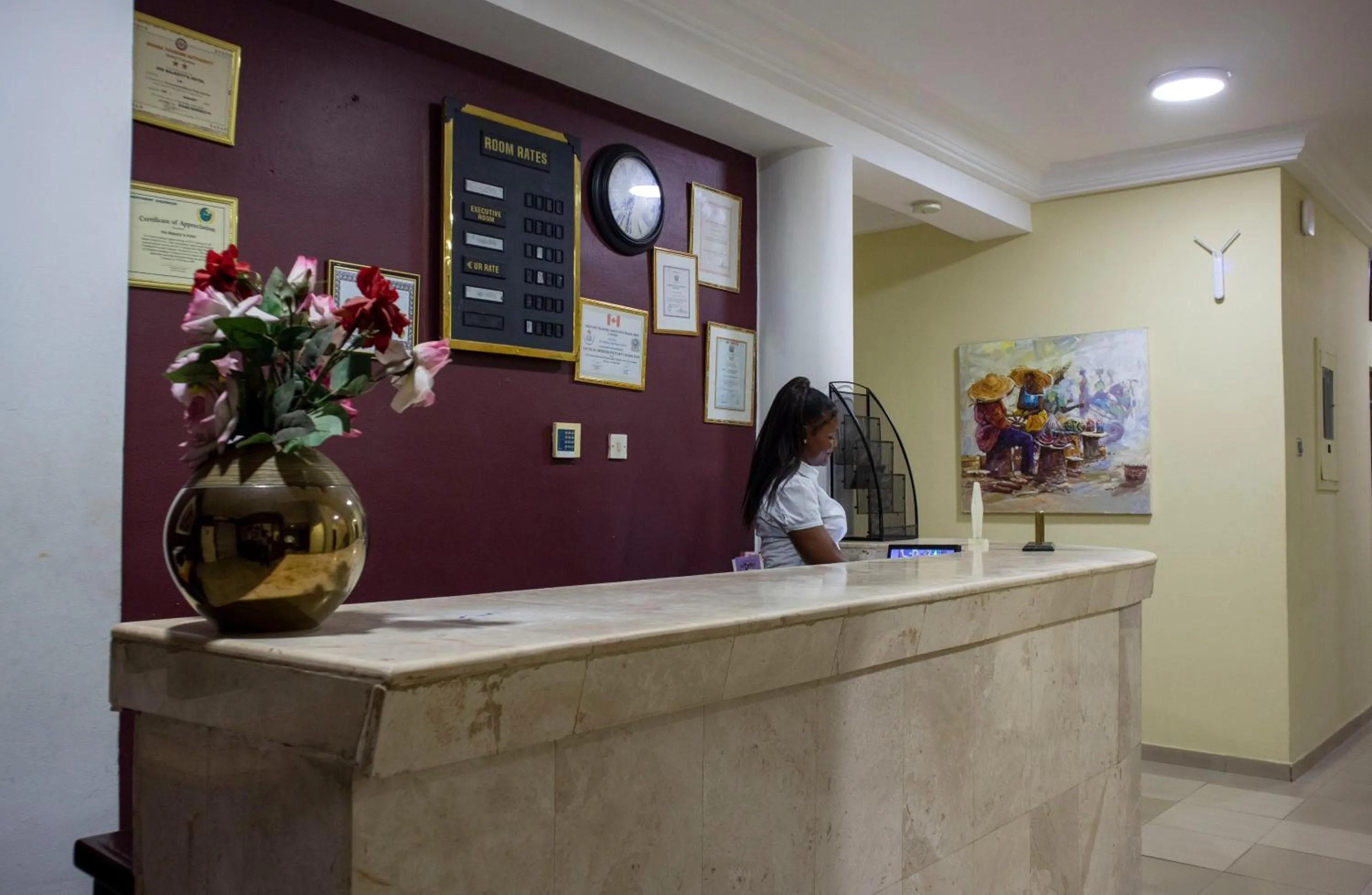 Lobby or reception in His Majesty's Hotel and Apartments