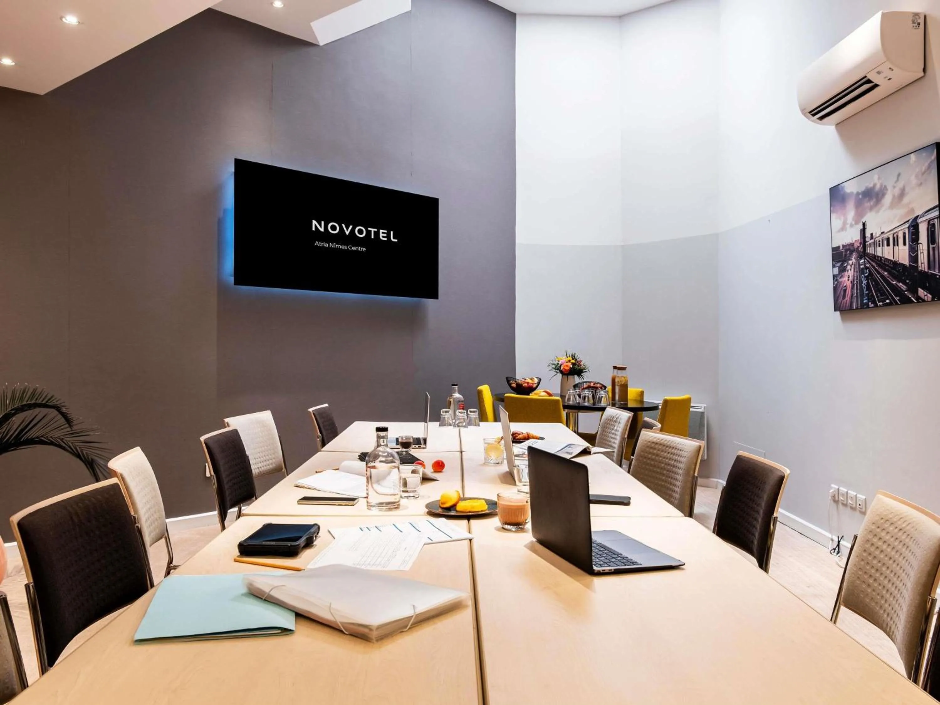 Meeting/conference room in Novotel Atria Nimes Centre