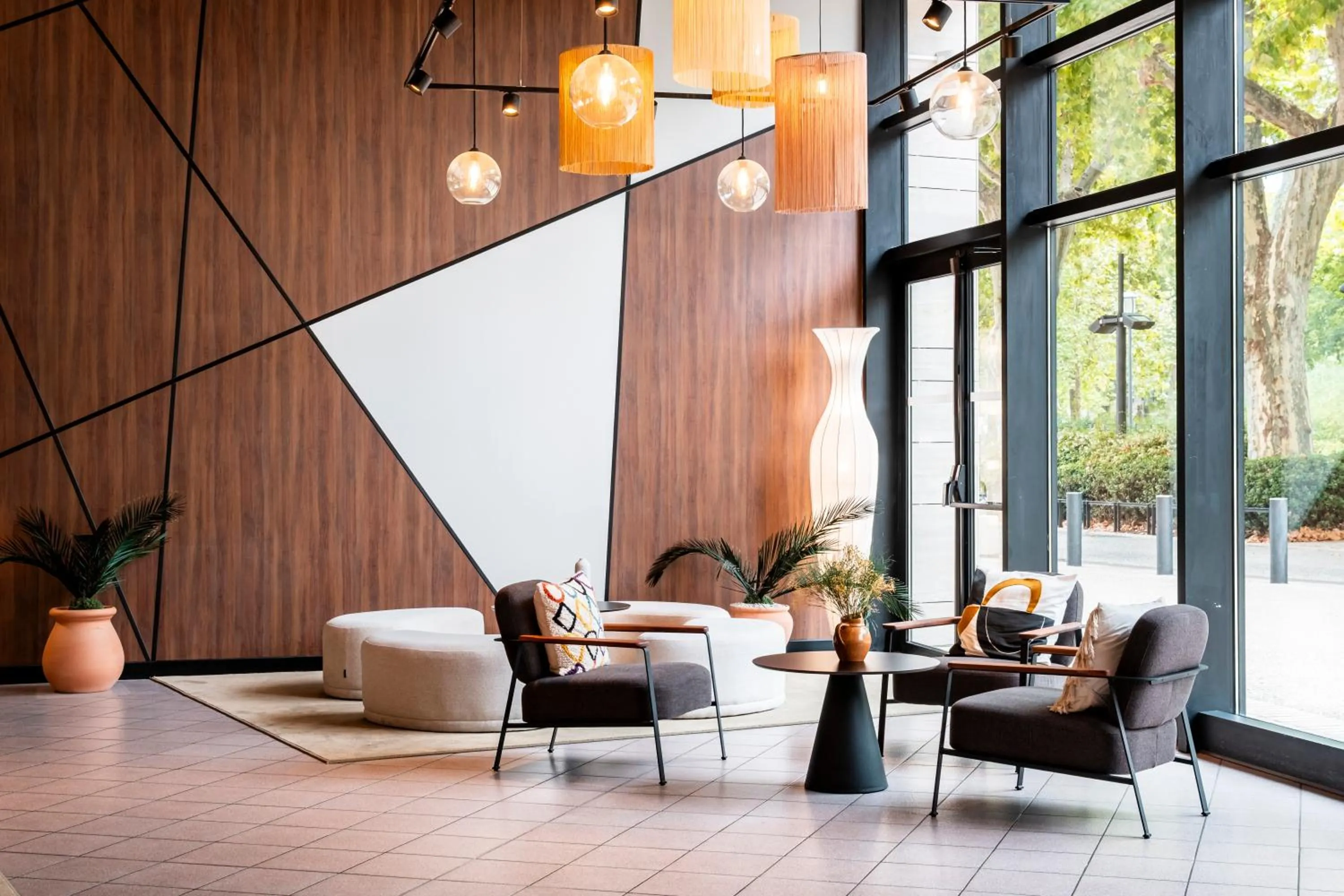 Lobby or reception in Novotel Atria Nimes Centre