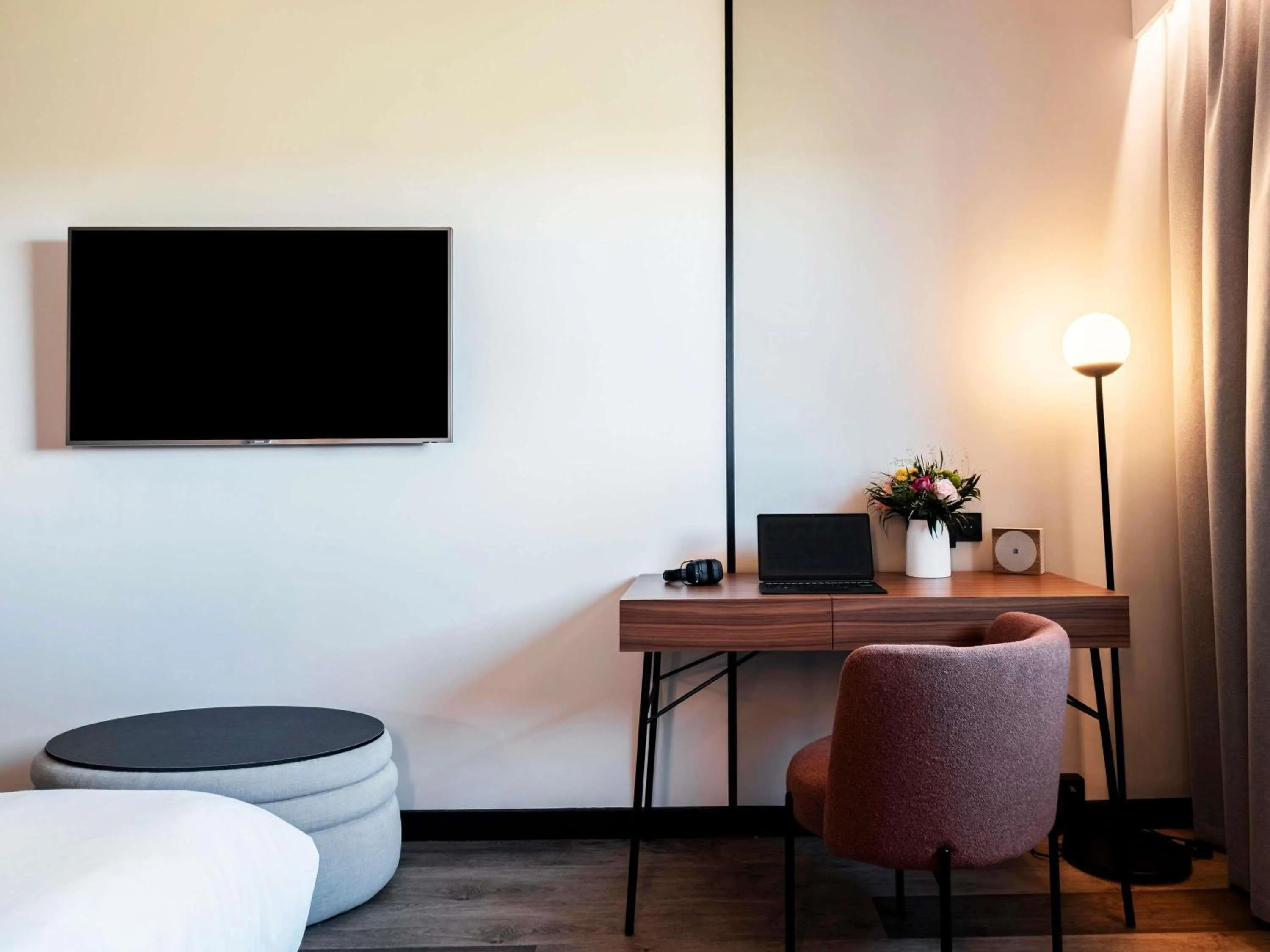 Bedroom, Bed in Novotel Atria Nimes Centre