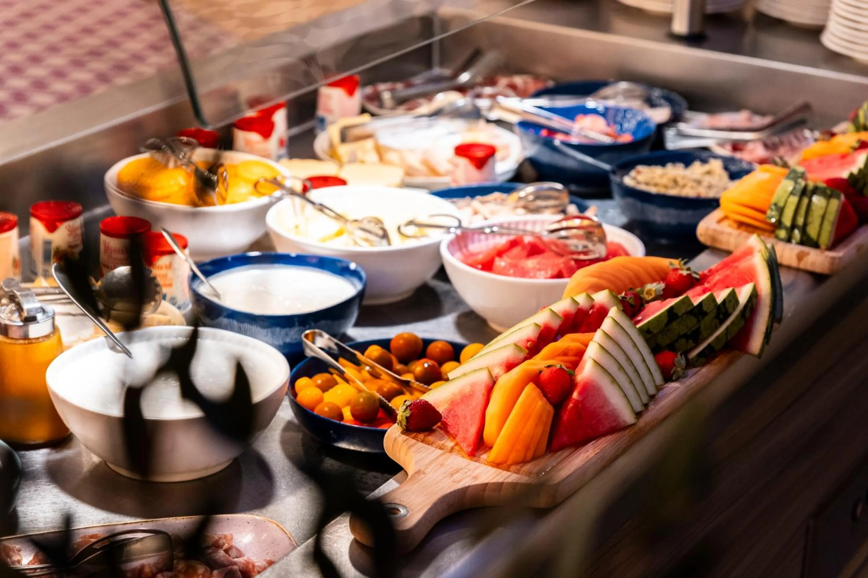 Buffet breakfast in Novotel Atria Nimes Centre