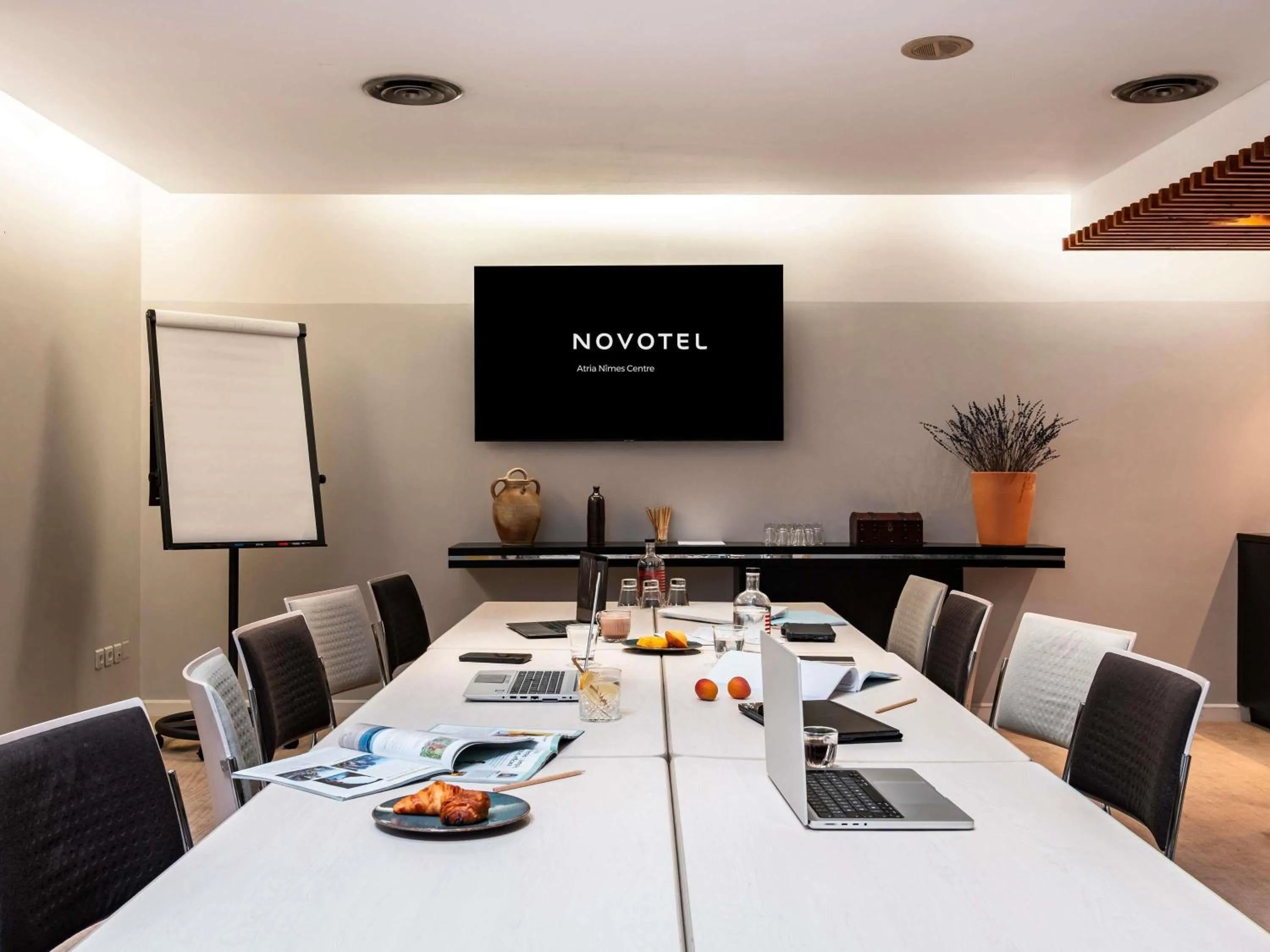 Meeting/conference room in Novotel Atria Nimes Centre