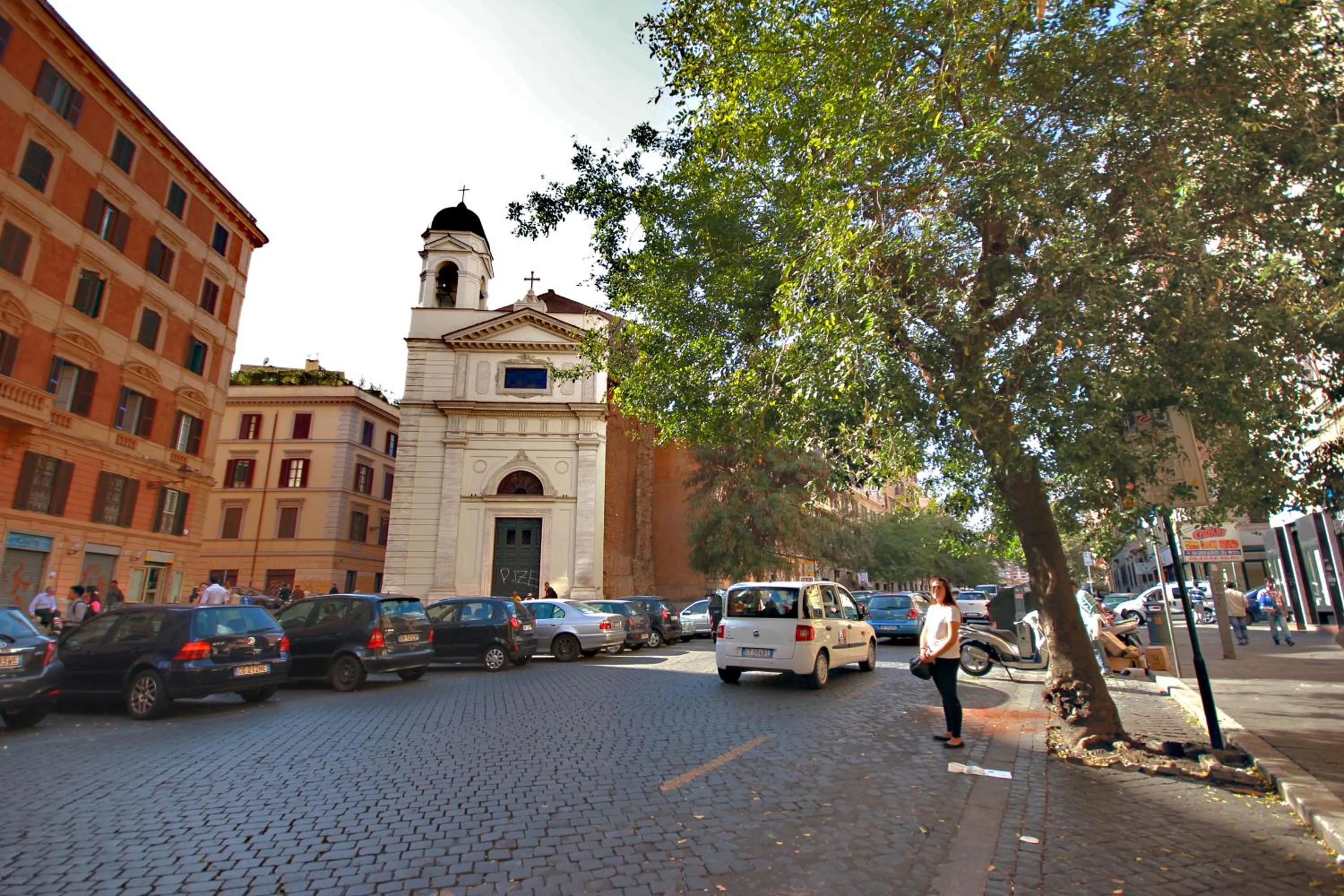 Area and facilities in Happy Seasons