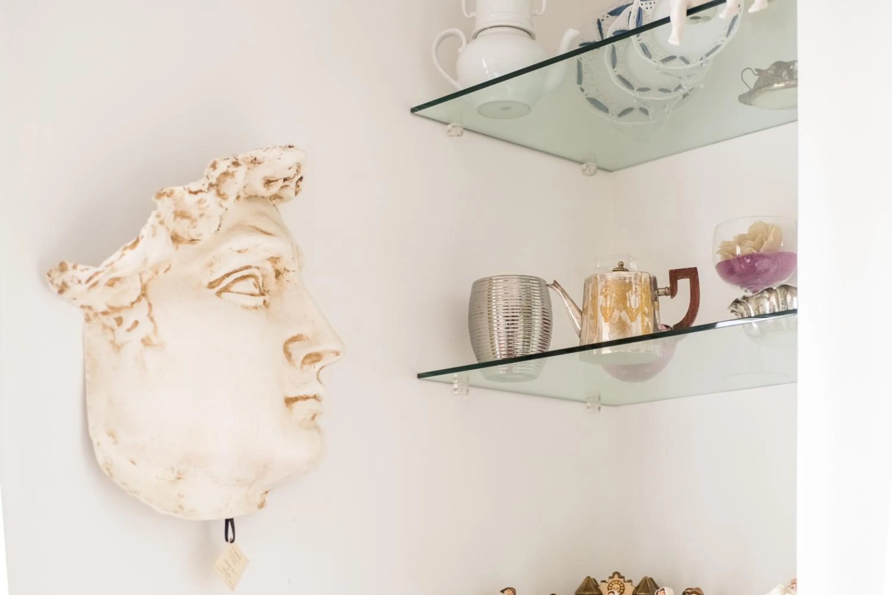 Decorative detail in Casa Valeria