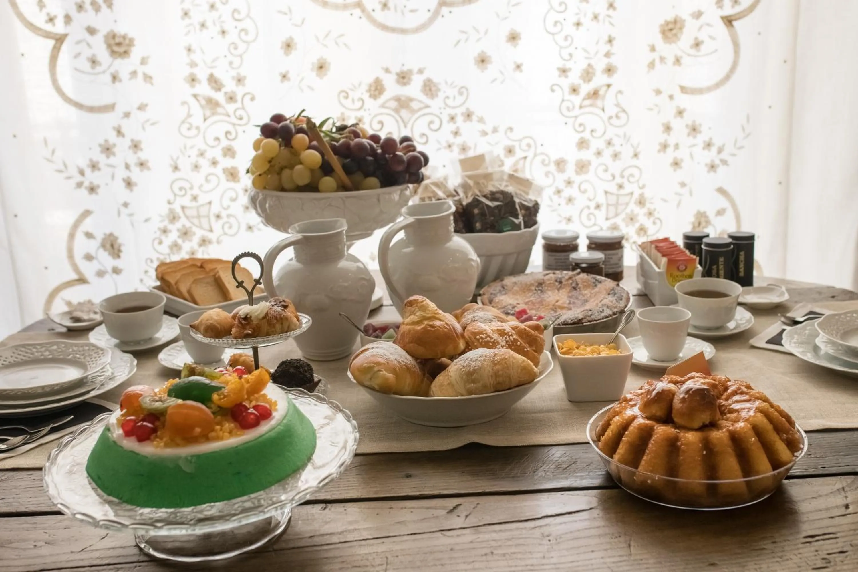 Food and drinks in Casa Valeria