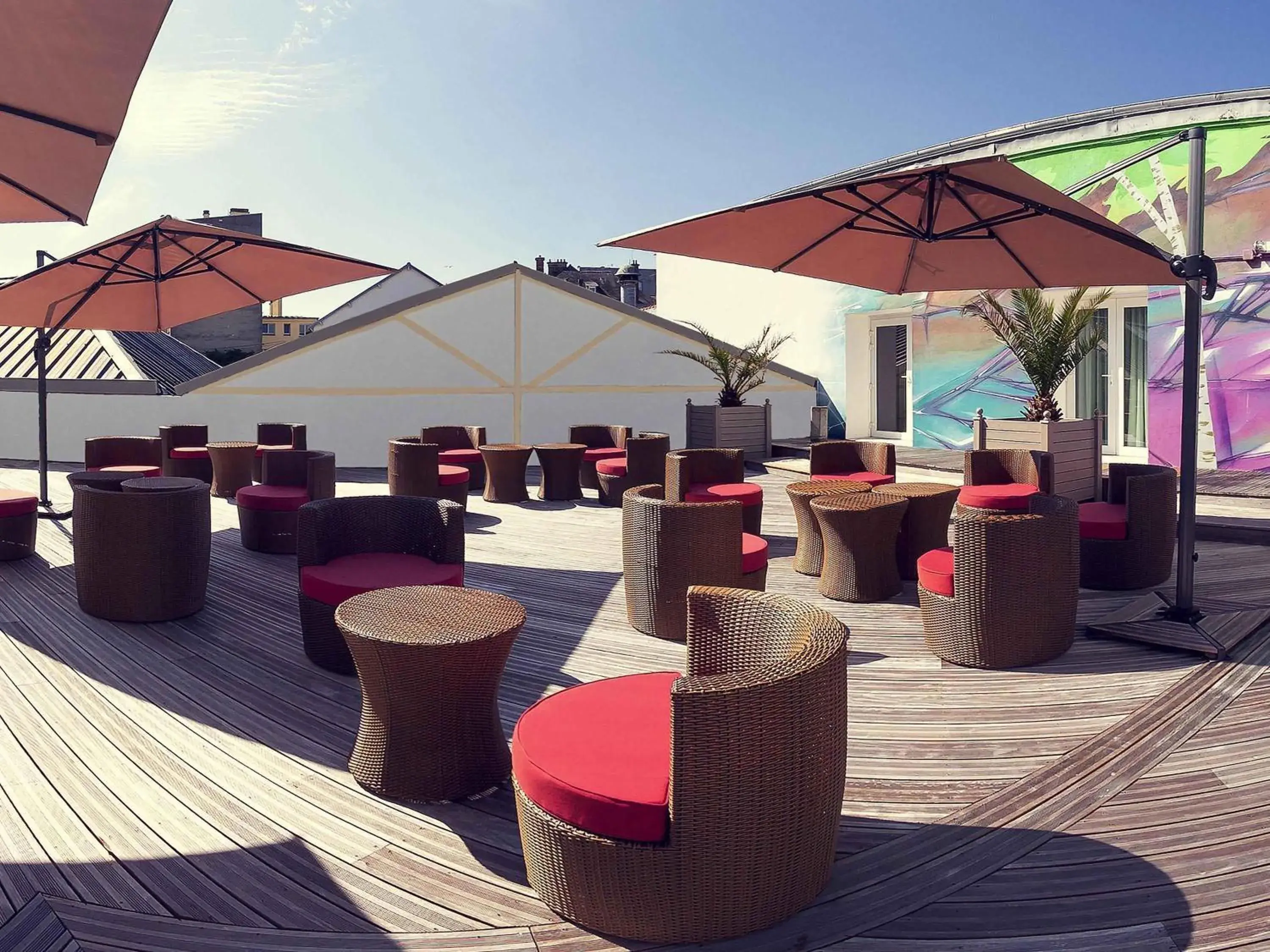 Lounge or bar in Mercure Quimper Centre Lounge or bar in Mercure Quimper Centre