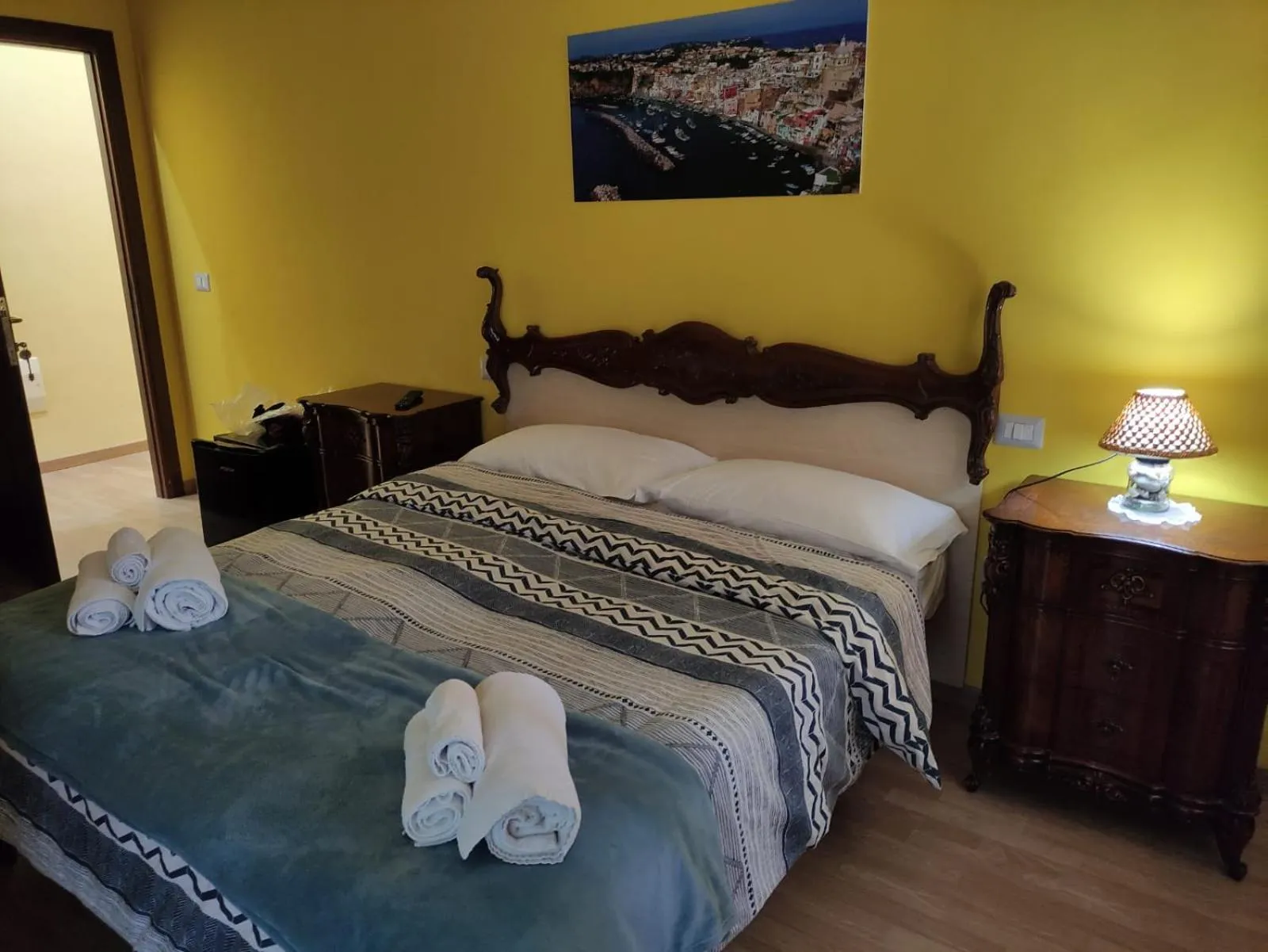 Bed in Napoli Royal Suite