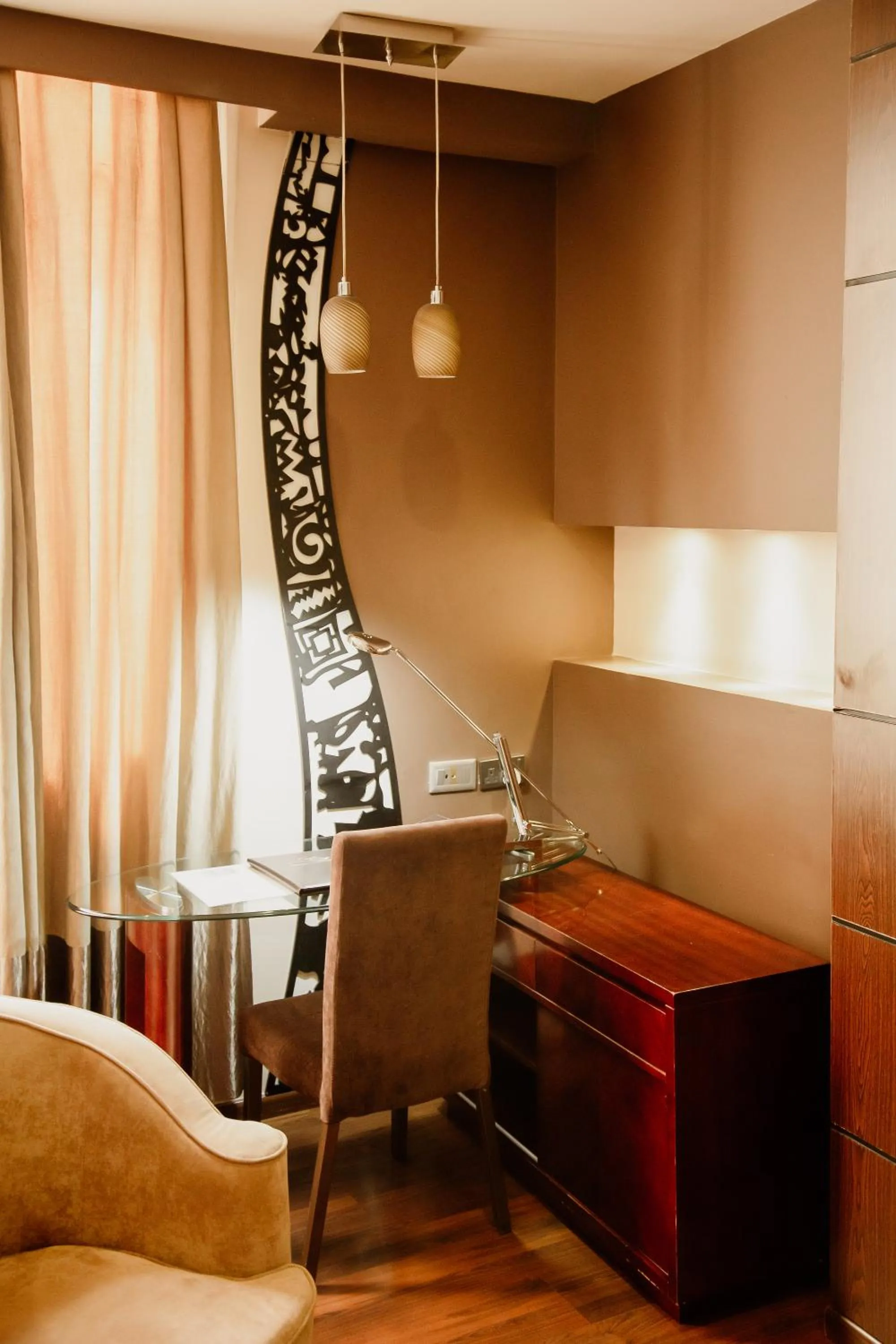 Seating area, Bed in SG Premium Resort