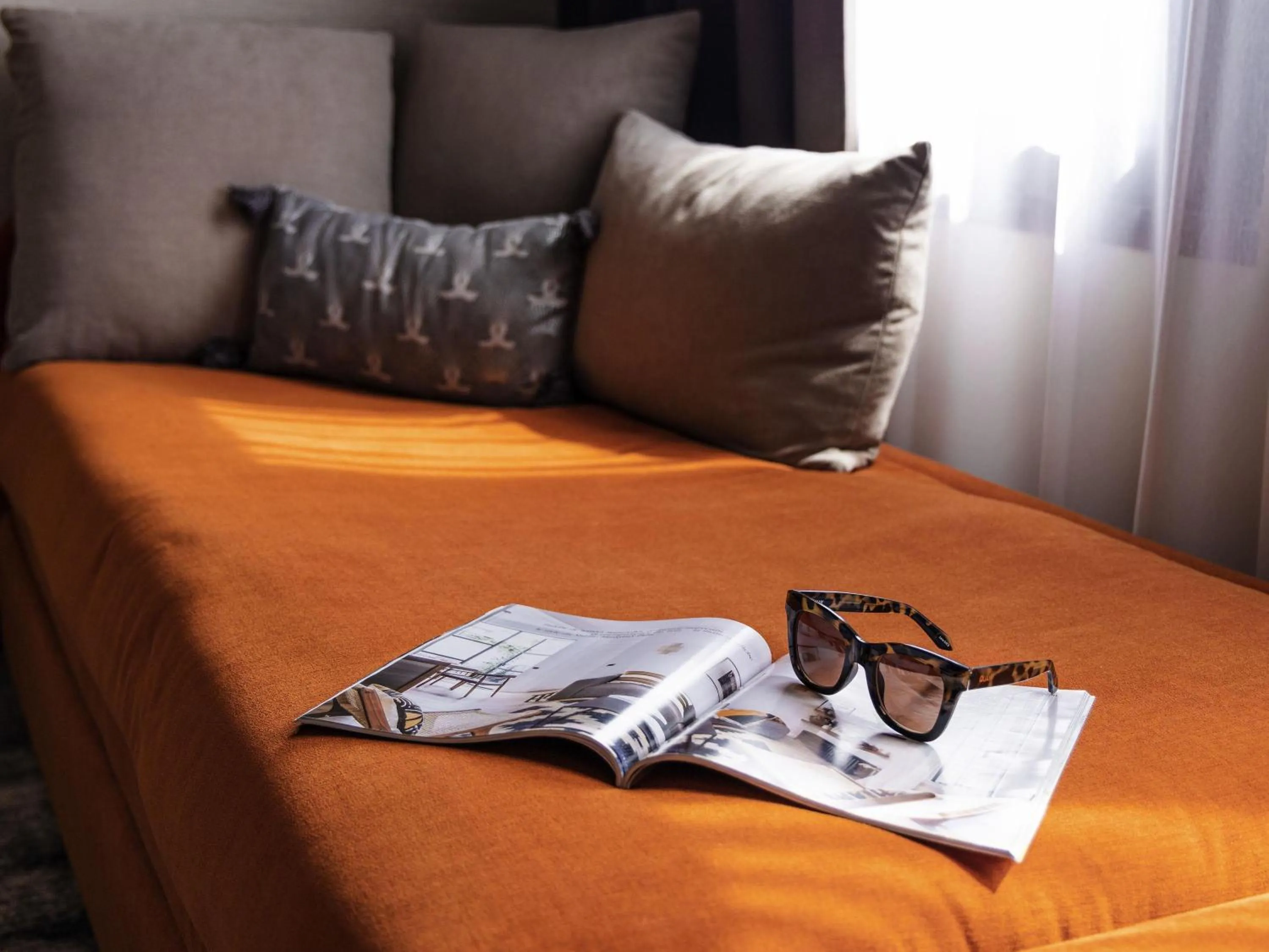 Bedroom, Bed in Novotel Paris Suresnes Longchamp