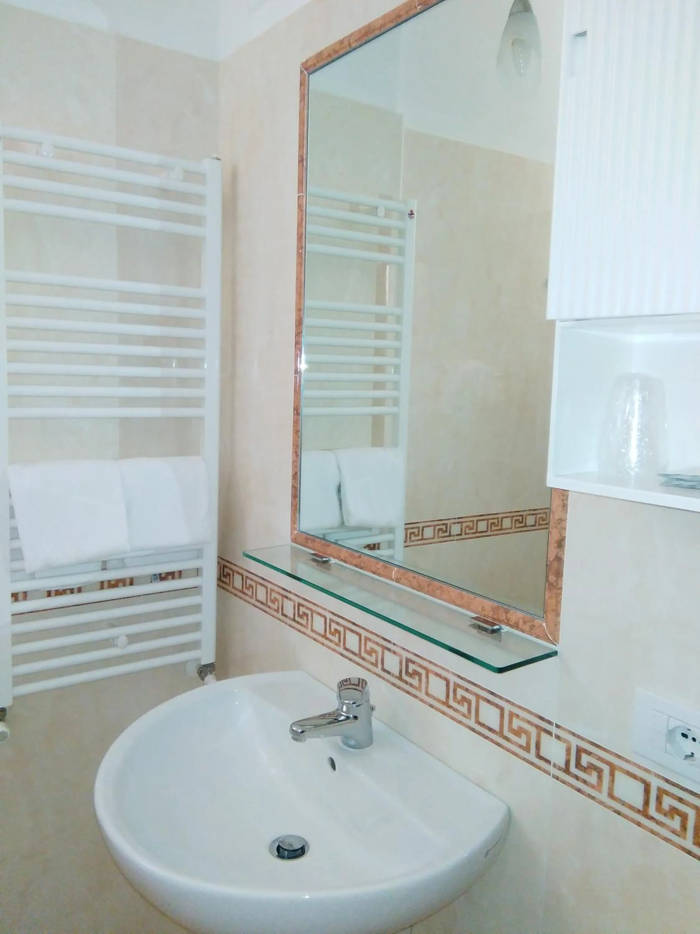 Bathroom in Ristorante Hotel Mira