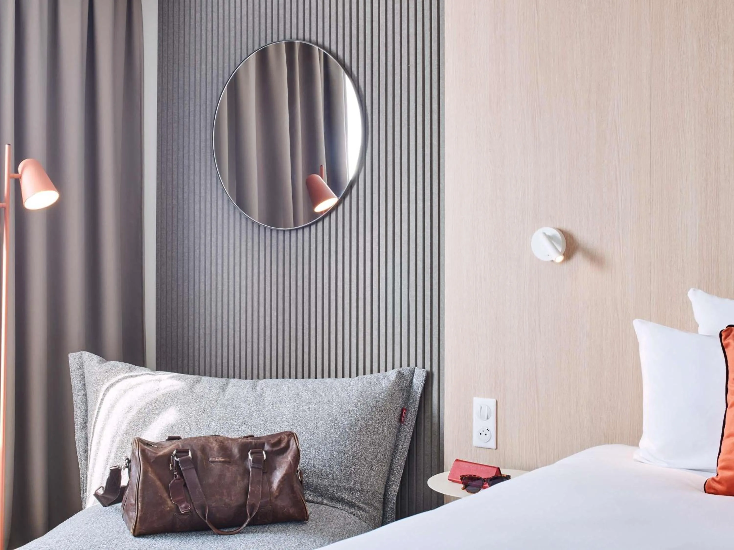 Bedroom, Bed in Novotel Paris 13 Porte d'Italie