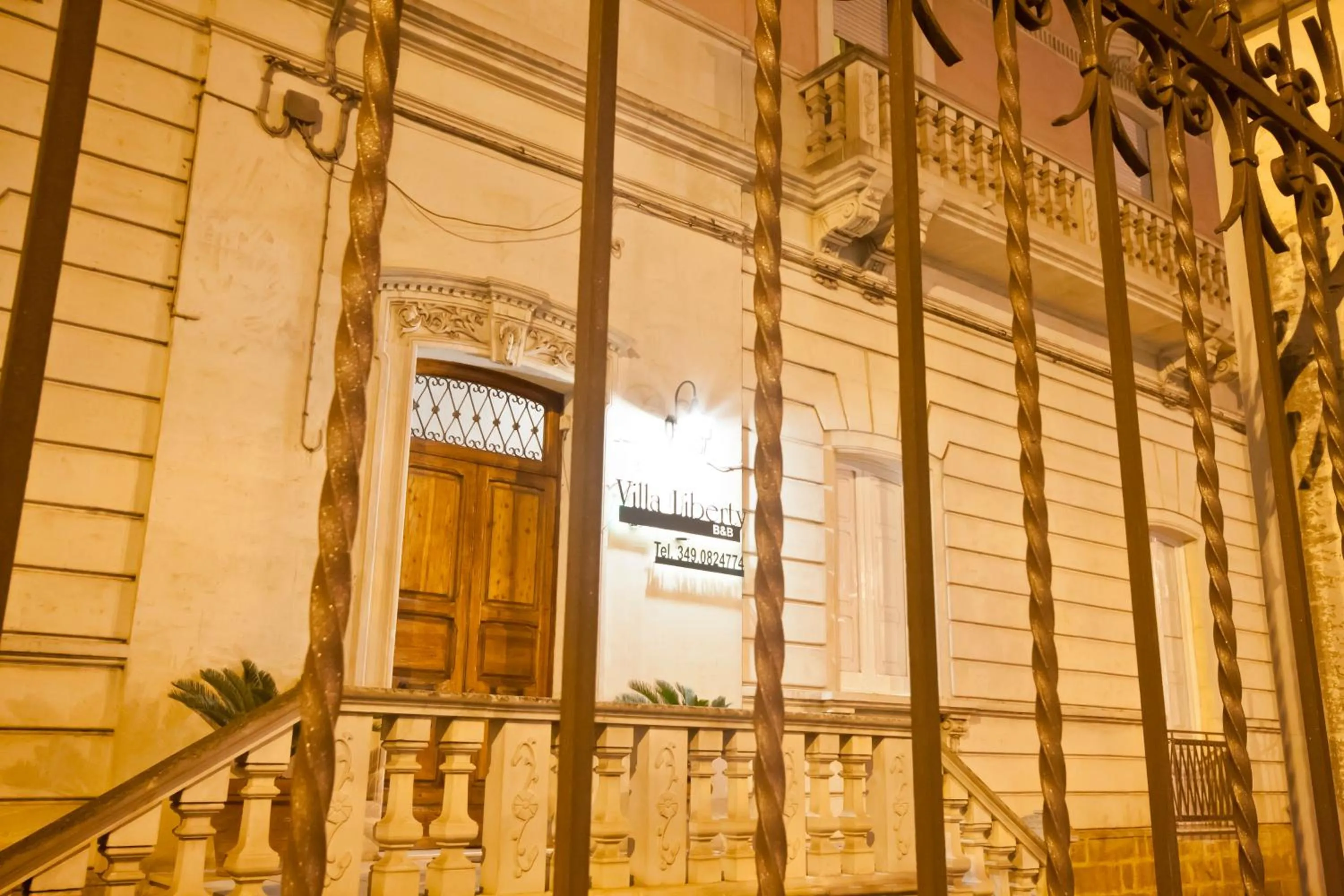 Facade/entrance in Villa Liberty Palazzo Gigante