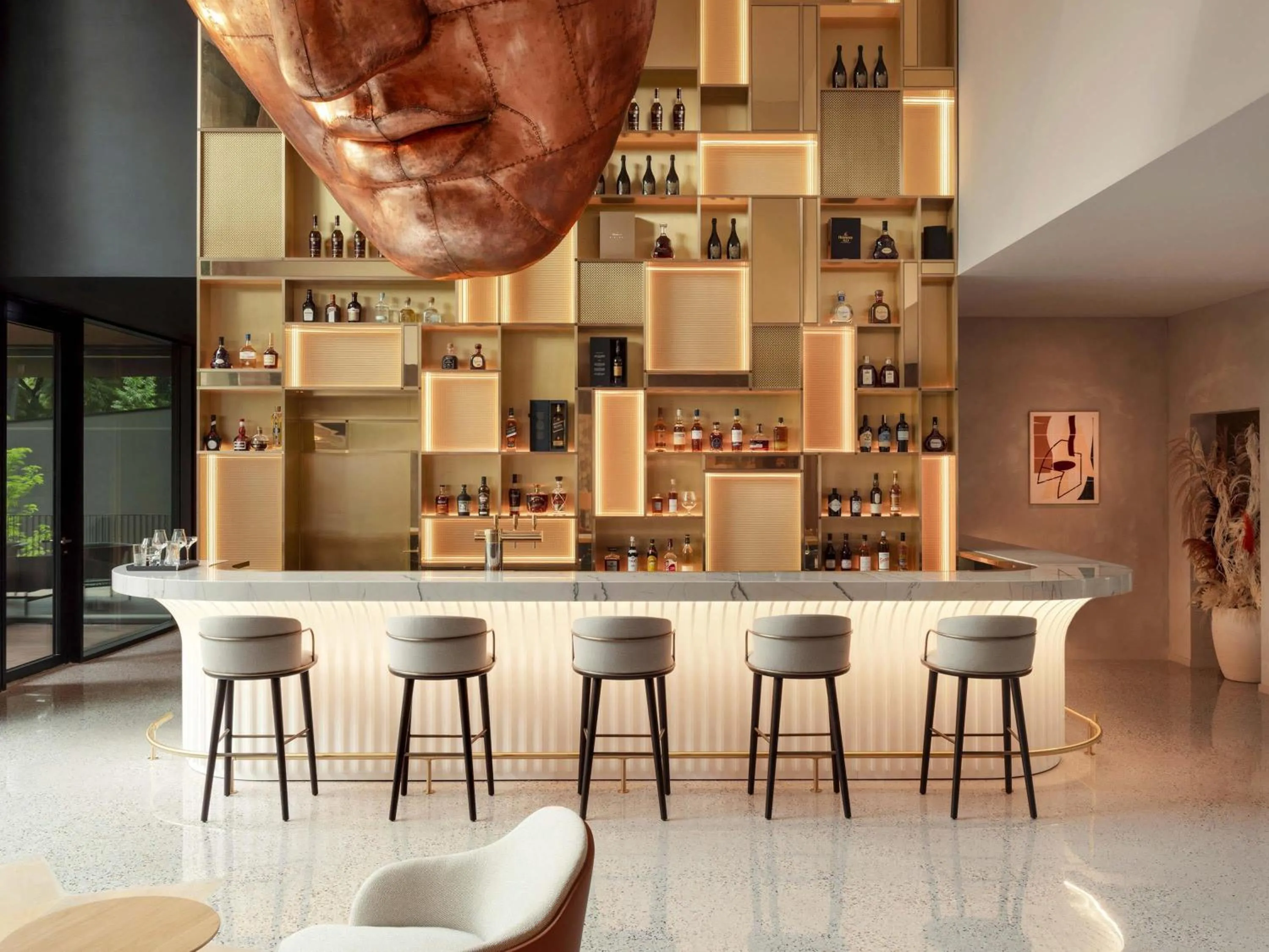 Lounge or bar in L'Esquisse Hotel & Spa Colmar - MGallery Collection