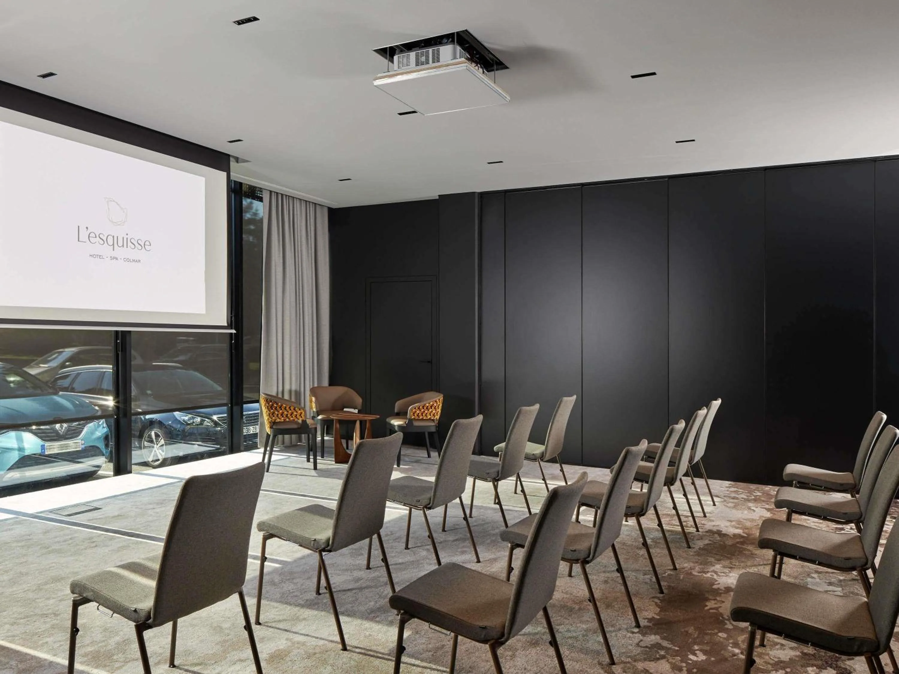 Meeting/conference room in L'Esquisse Hotel & Spa Colmar - MGallery Collection