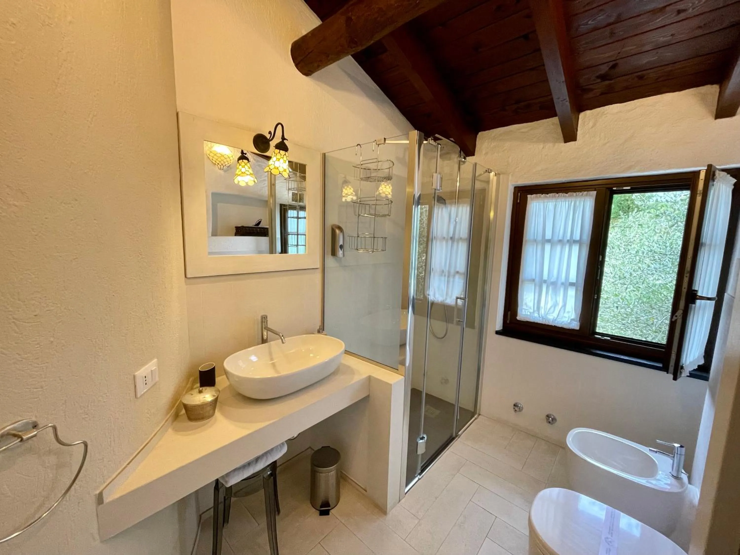 Bathroom in Borgata Cantone Country House B&B
