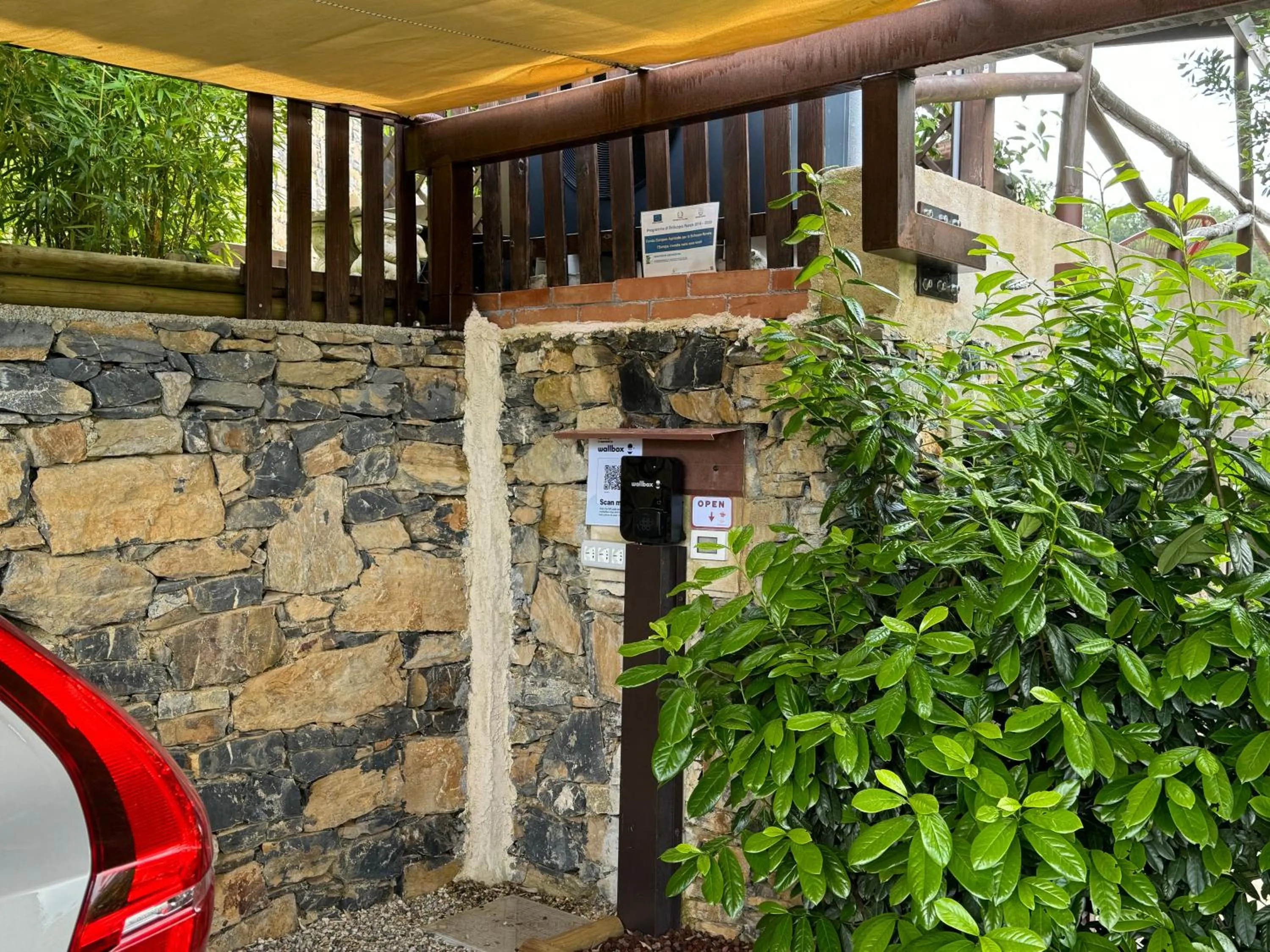 Parking in Borgata Cantone Country House B&B