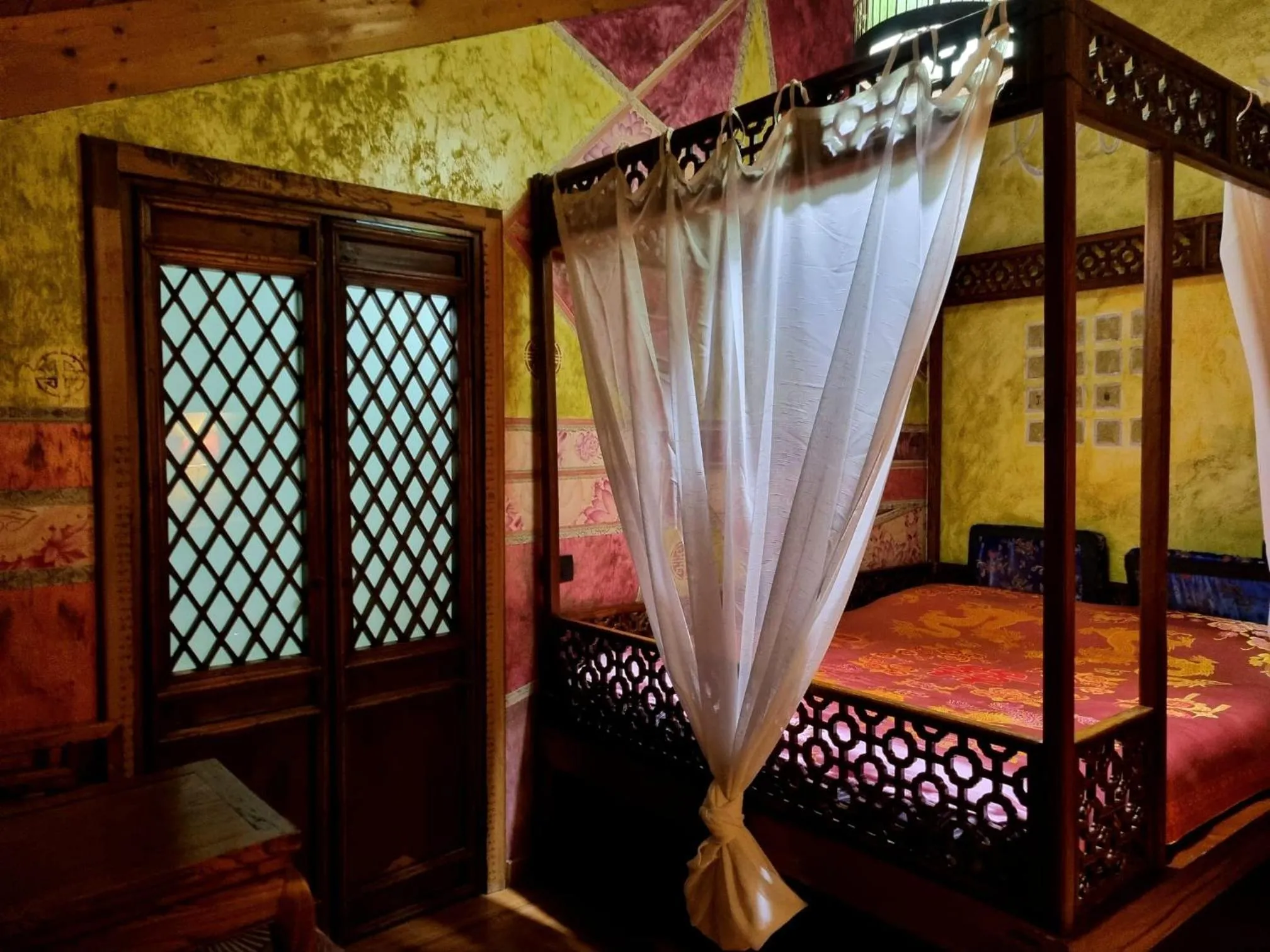 Bed in Villa Vietnamonamour