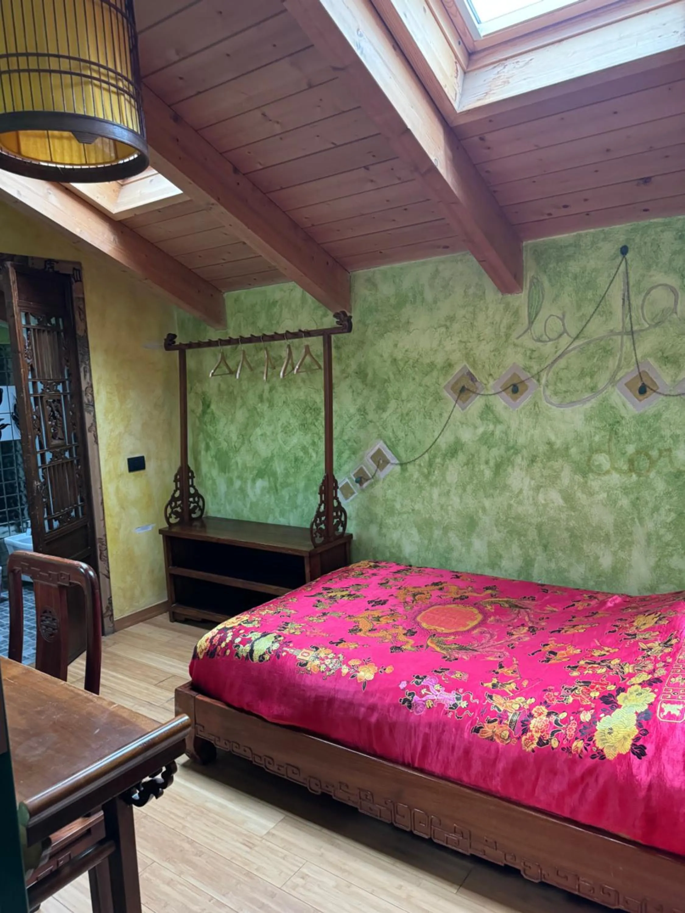 Bed in Villa Vietnamonamour