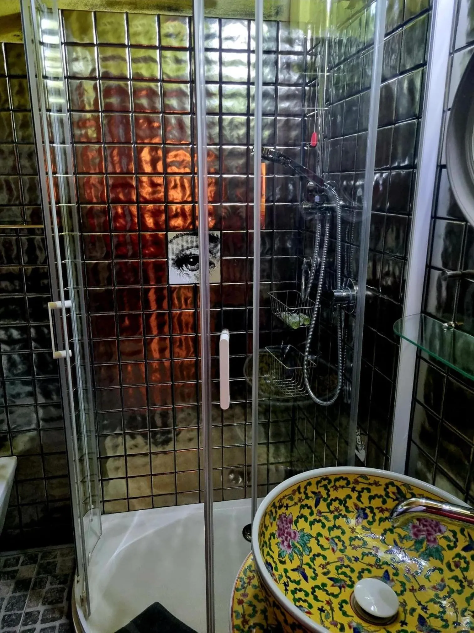 Shower in Villa Vietnamonamour