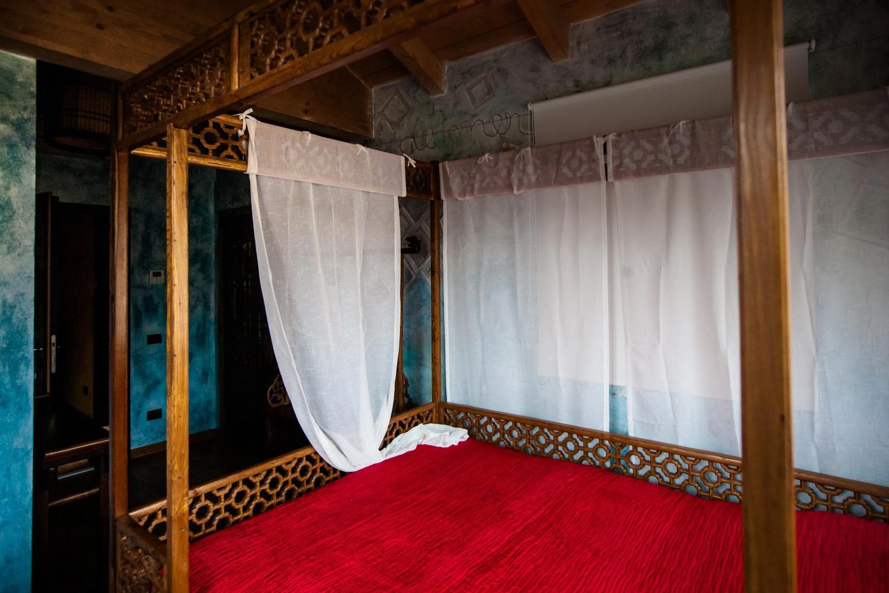 Bed in Villa Vietnamonamour