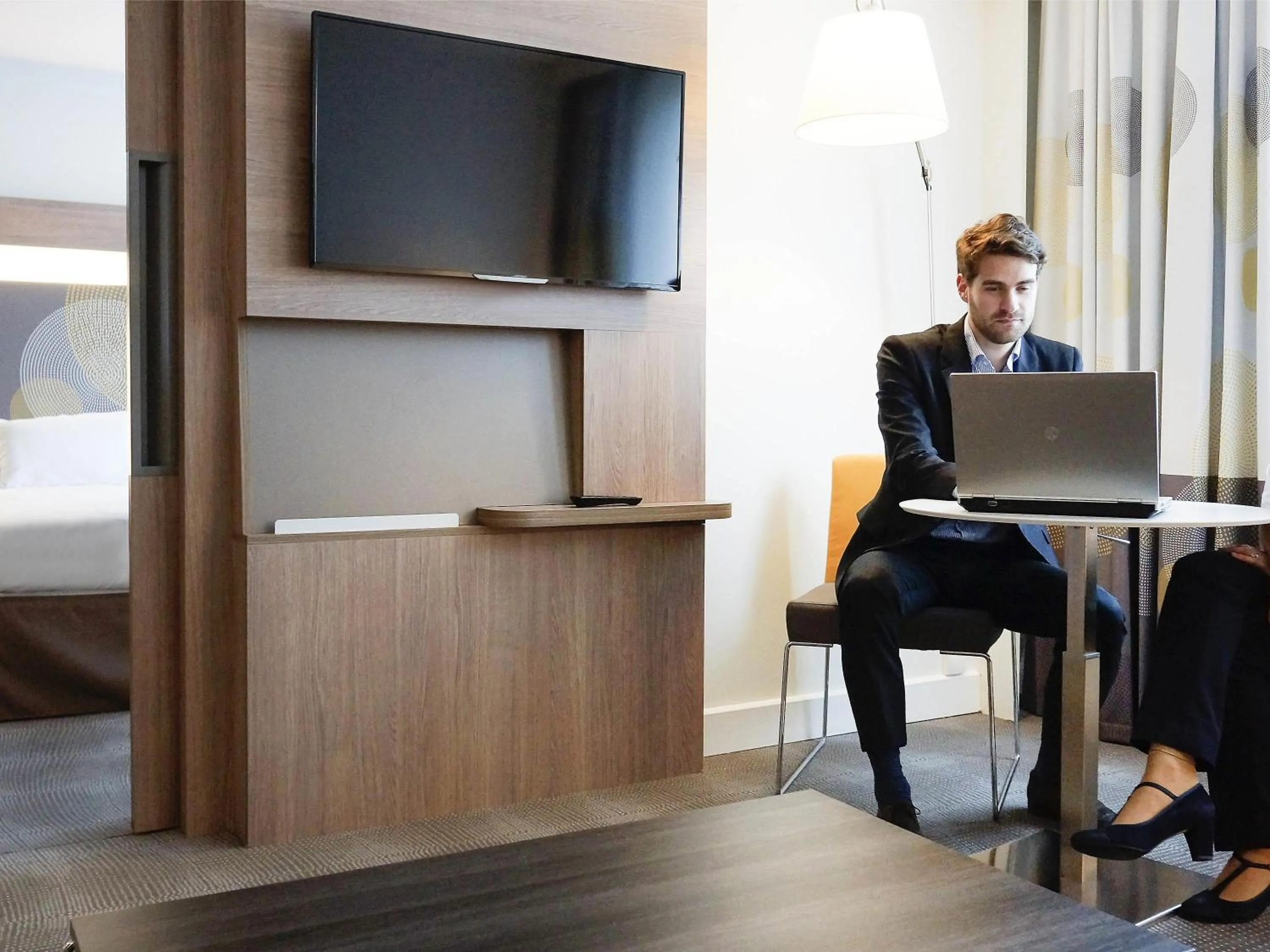 Bedroom in Novotel Saclay