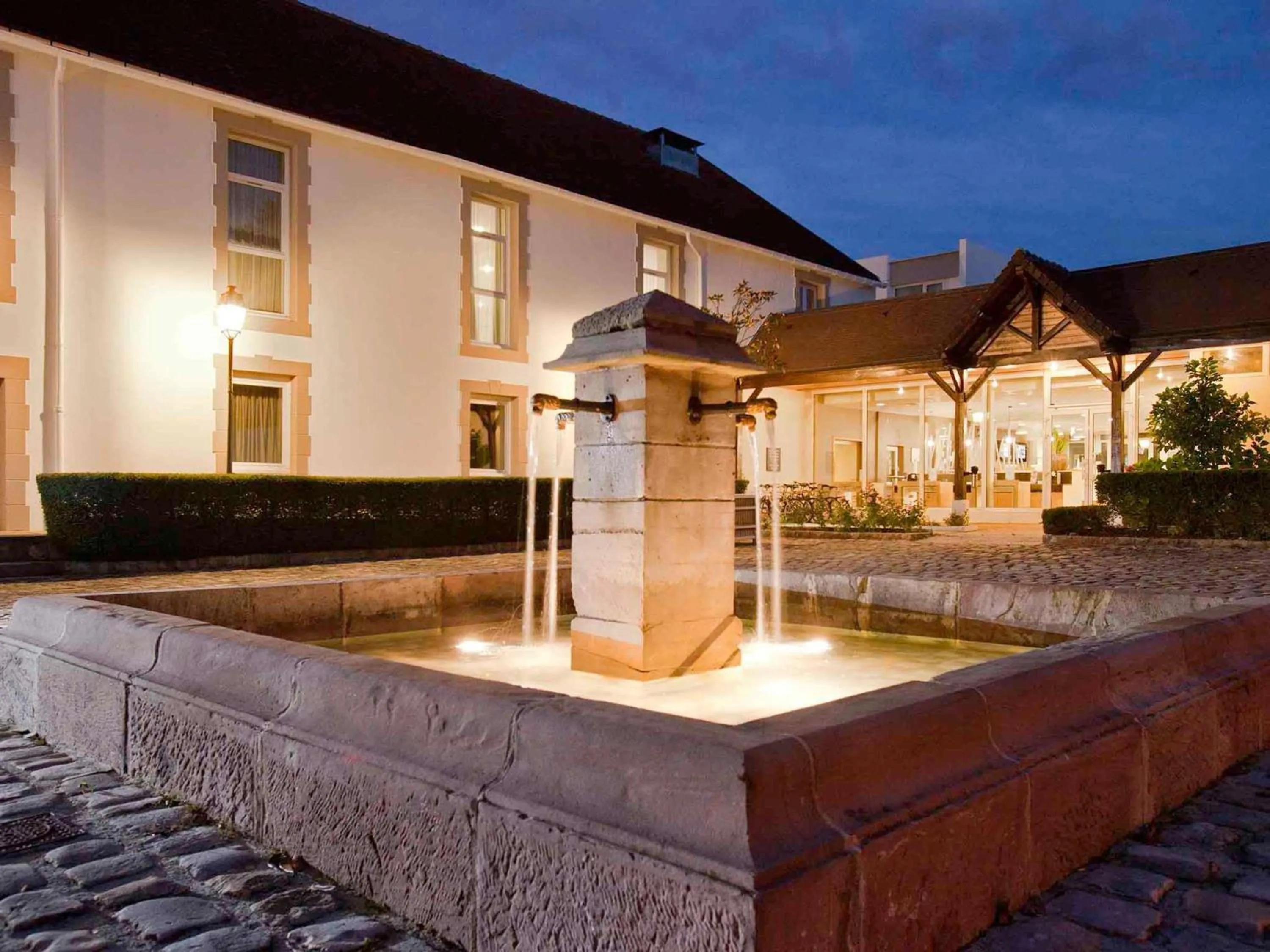 wedding in Novotel Saclay