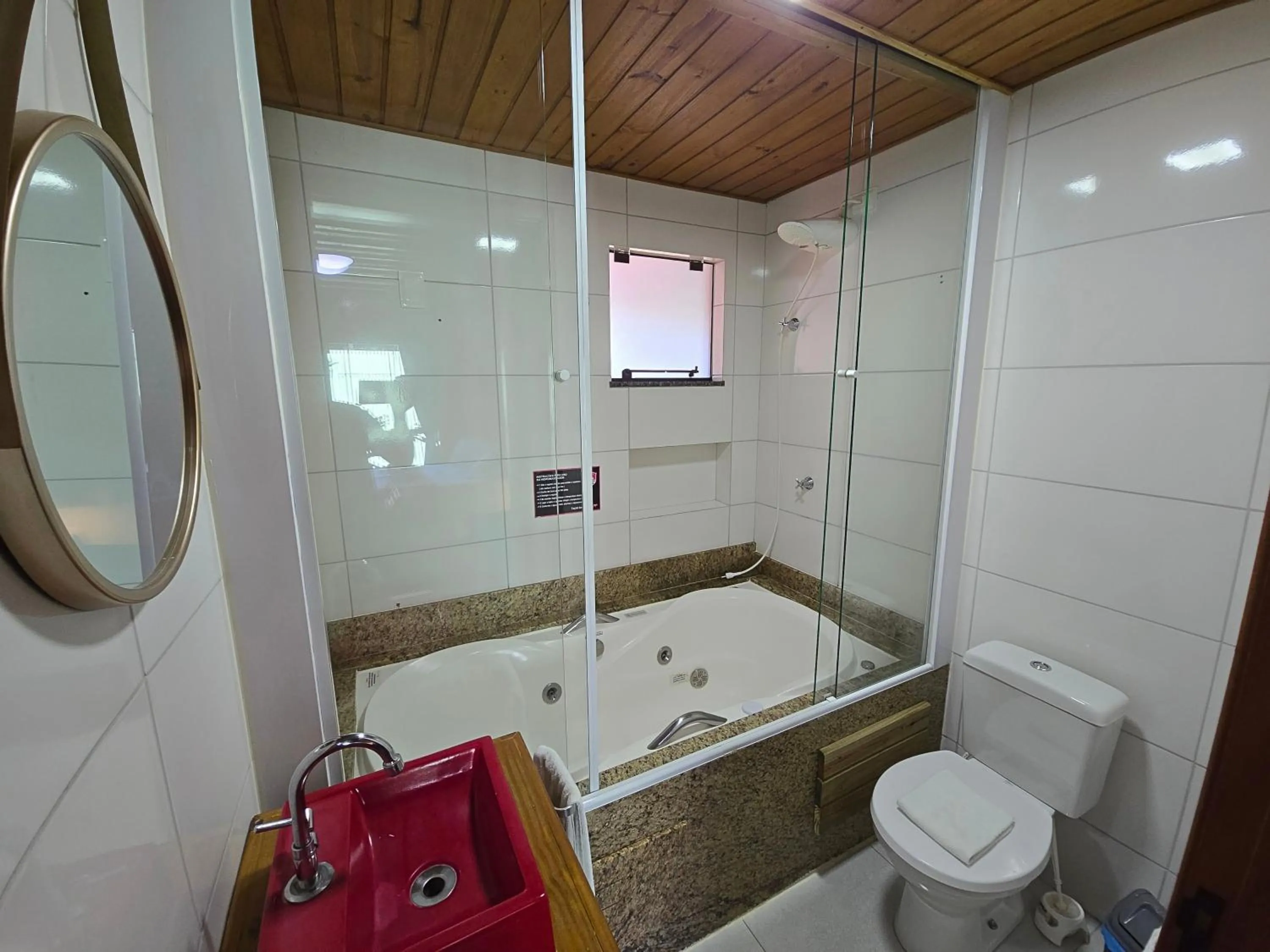 Shower in Chalé Suiço Bombinhas