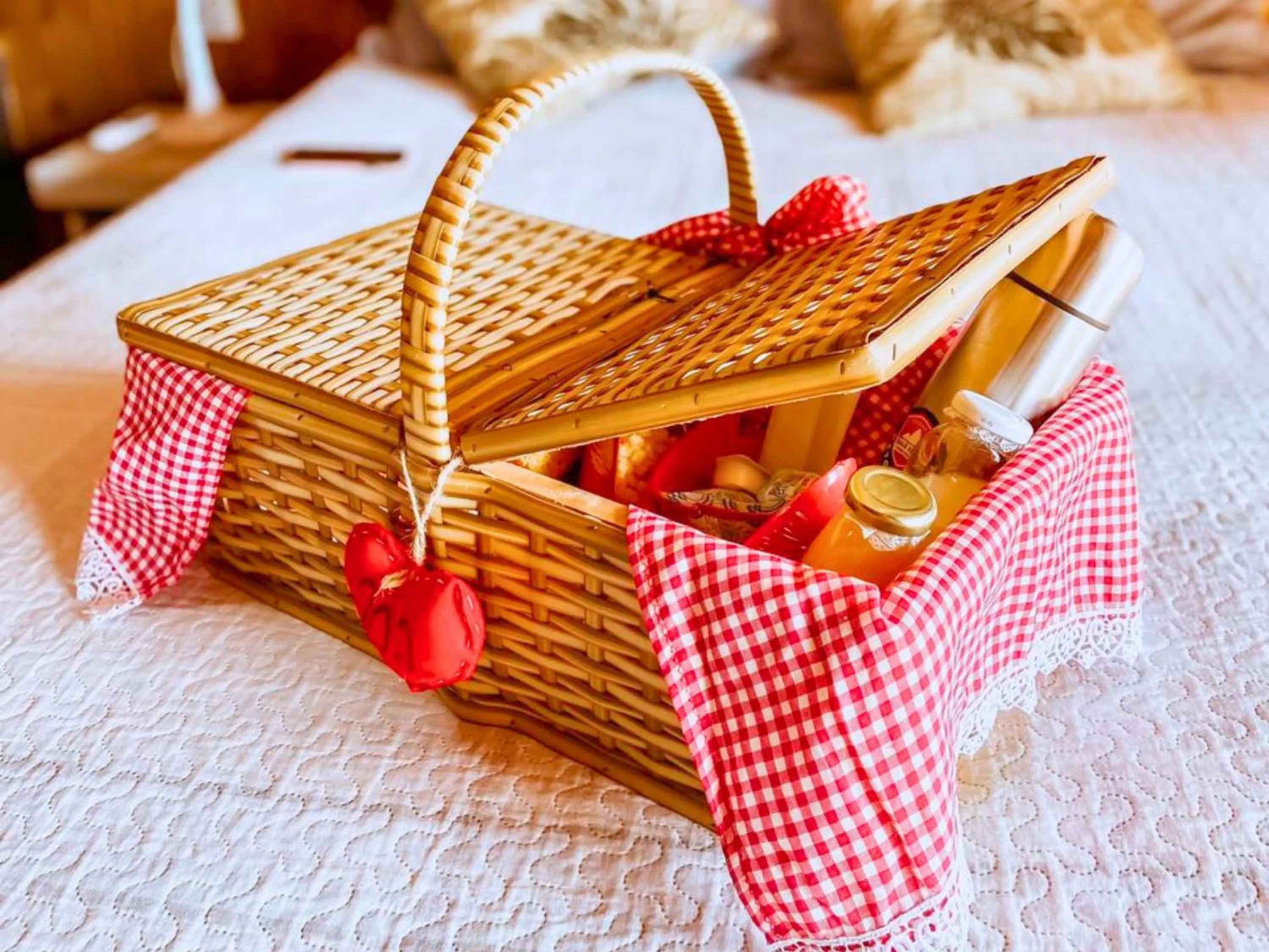 Food and drinks in Chalé Suiço Bombinhas