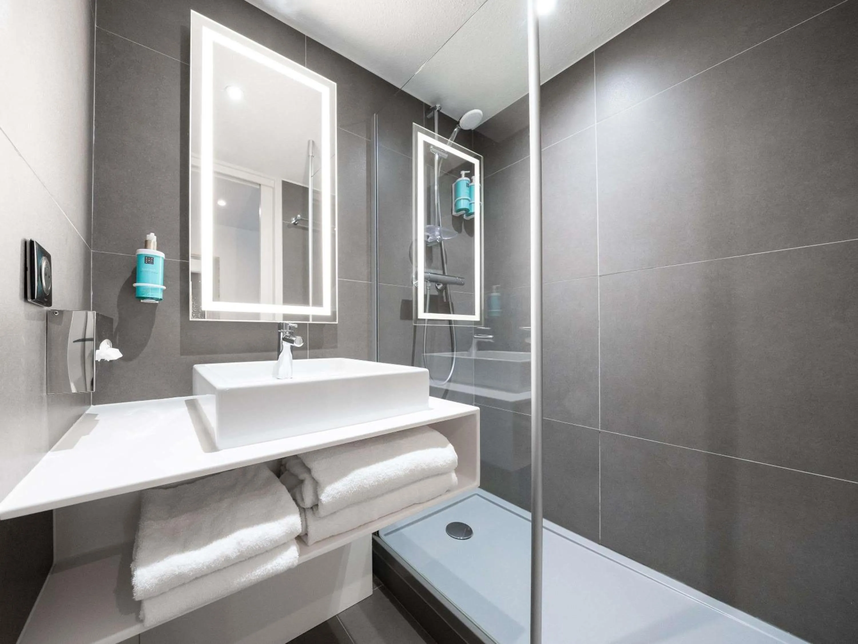 Bedroom in Novotel Suites Montpellier Antigone